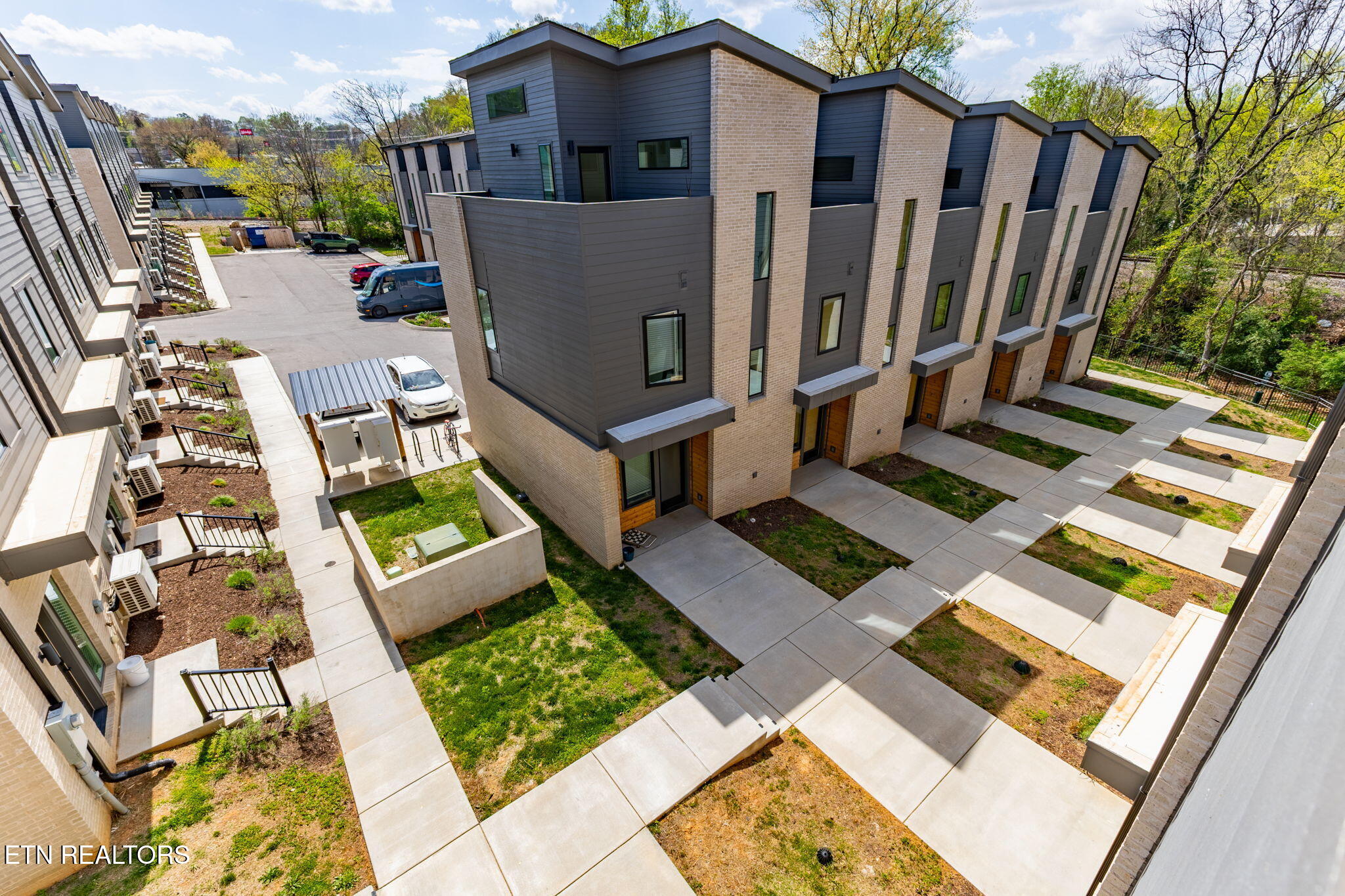 306 W Blount Avenue Knoxville TN 37920