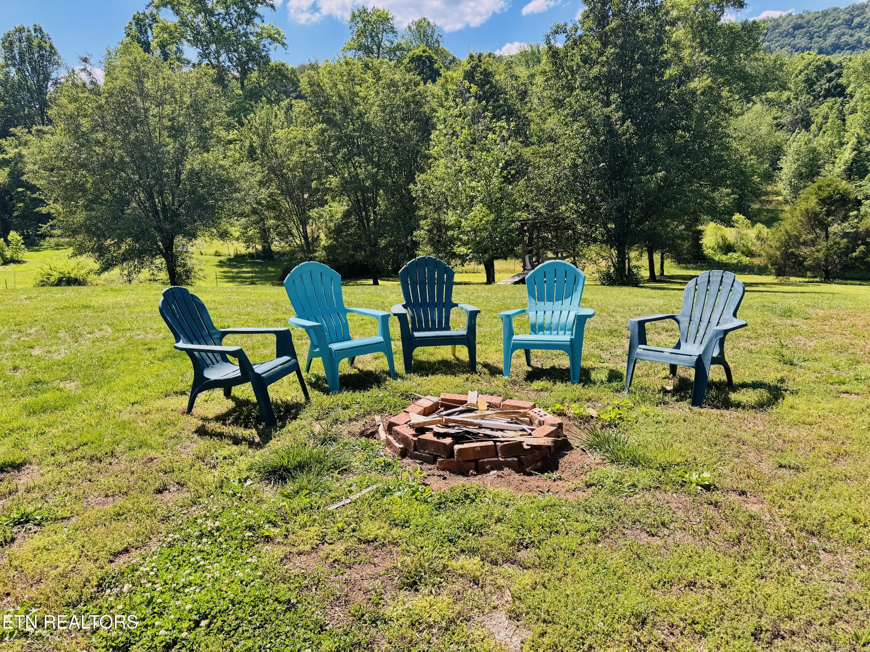 247 Belle Harrison Road Evensville TN 37332