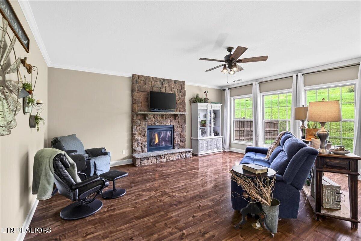 12325 Chirping Bird Lane Knoxville TN 37932