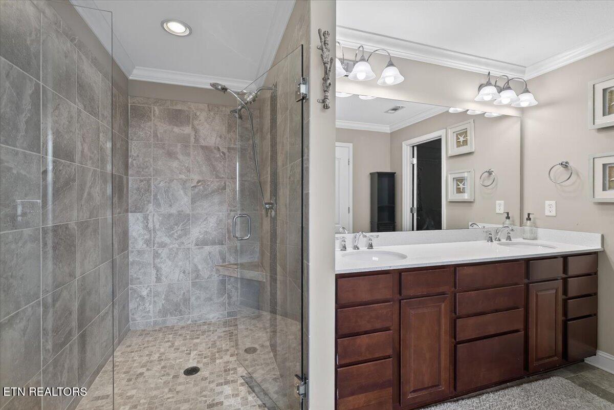12325 Chirping Bird Lane Knoxville TN 37932