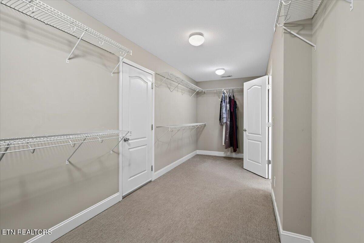 12325 Chirping Bird Lane Knoxville TN 37932