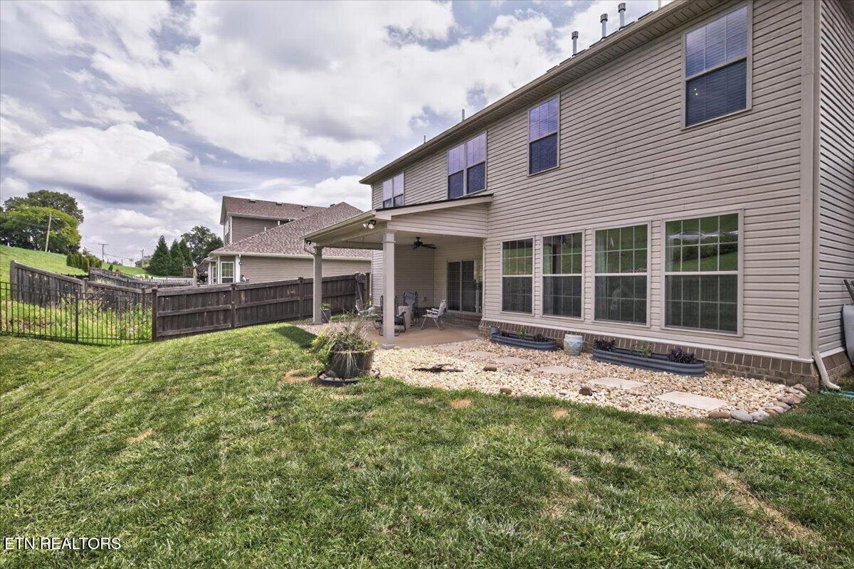 12325 Chirping Bird Lane Knoxville TN 37932