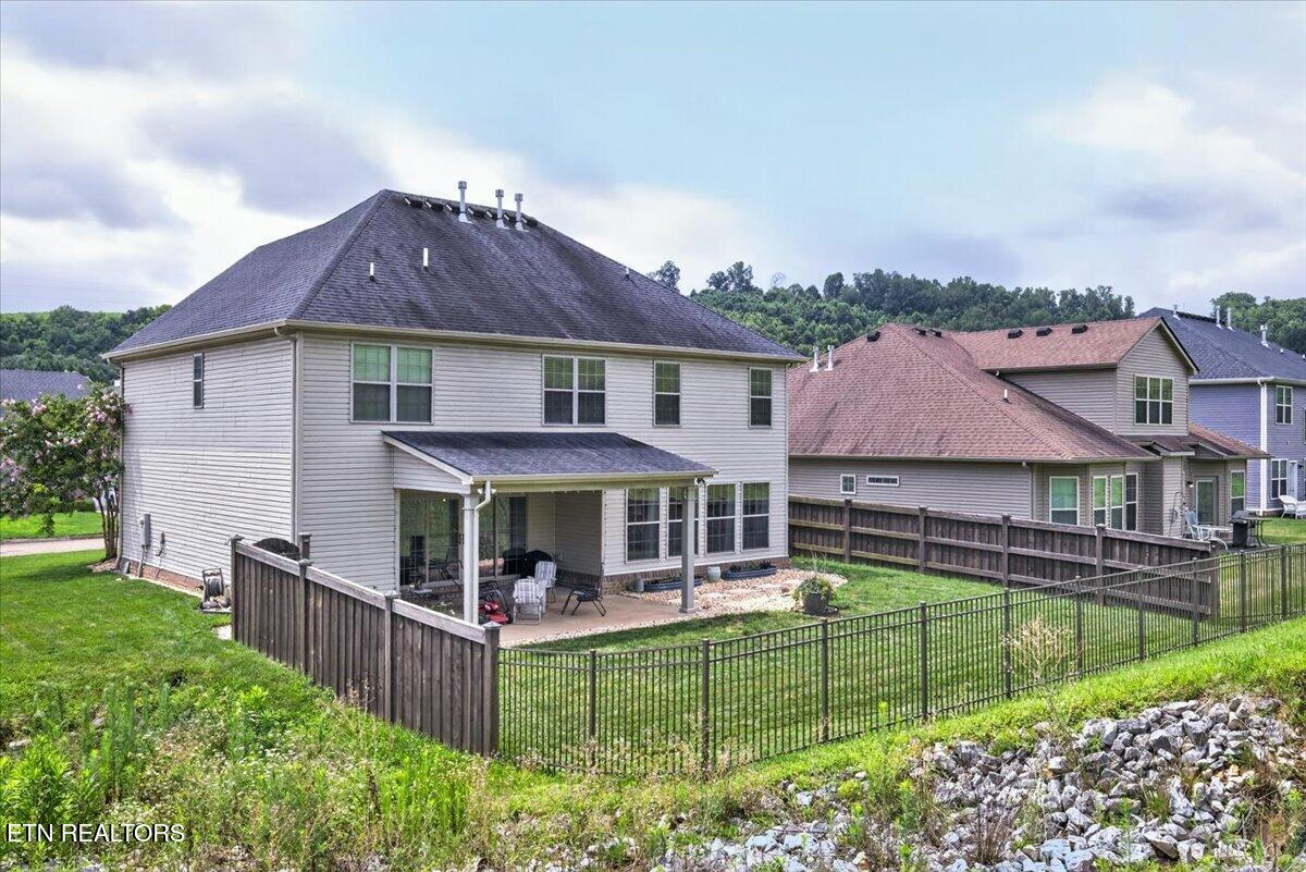 12325 Chirping Bird Lane Knoxville TN 37932
