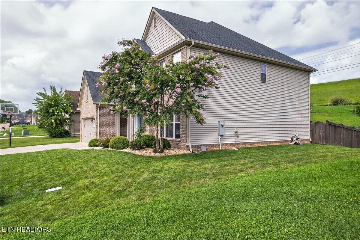 12325 Chirping Bird Lane Knoxville TN 37932