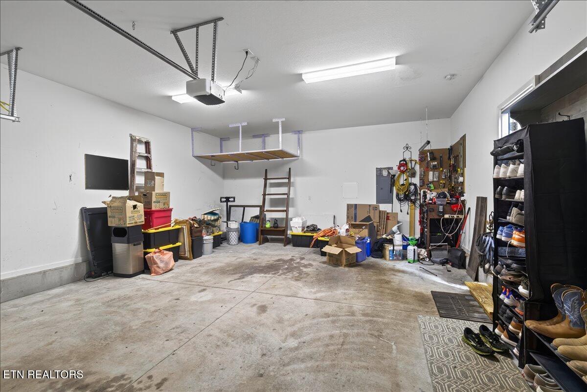 12325 Chirping Bird Lane Knoxville TN 37932