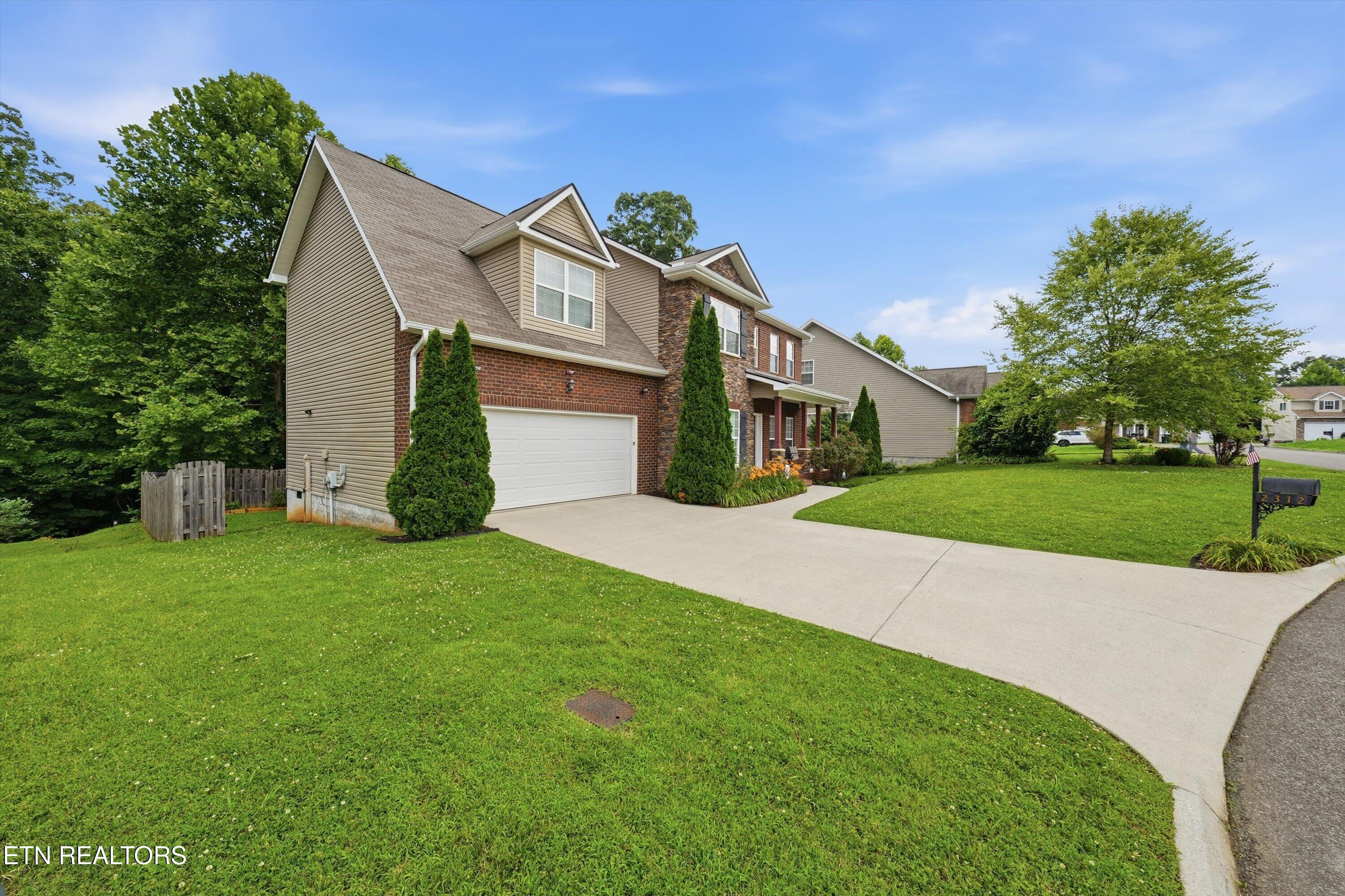 2312 Ancient Oak Lane Knoxville TN 37931