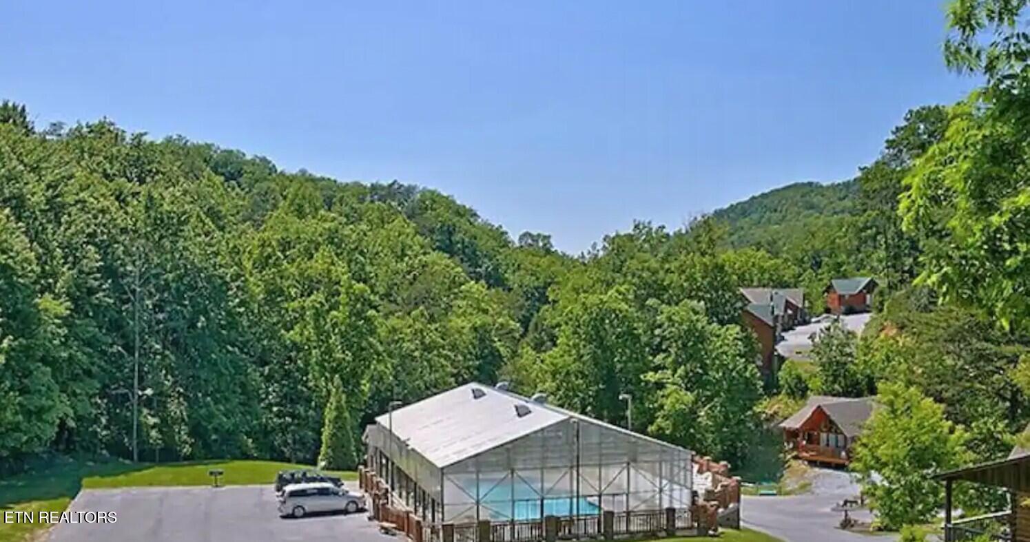 1519 Boo Boos Way Sevierville TN 37862