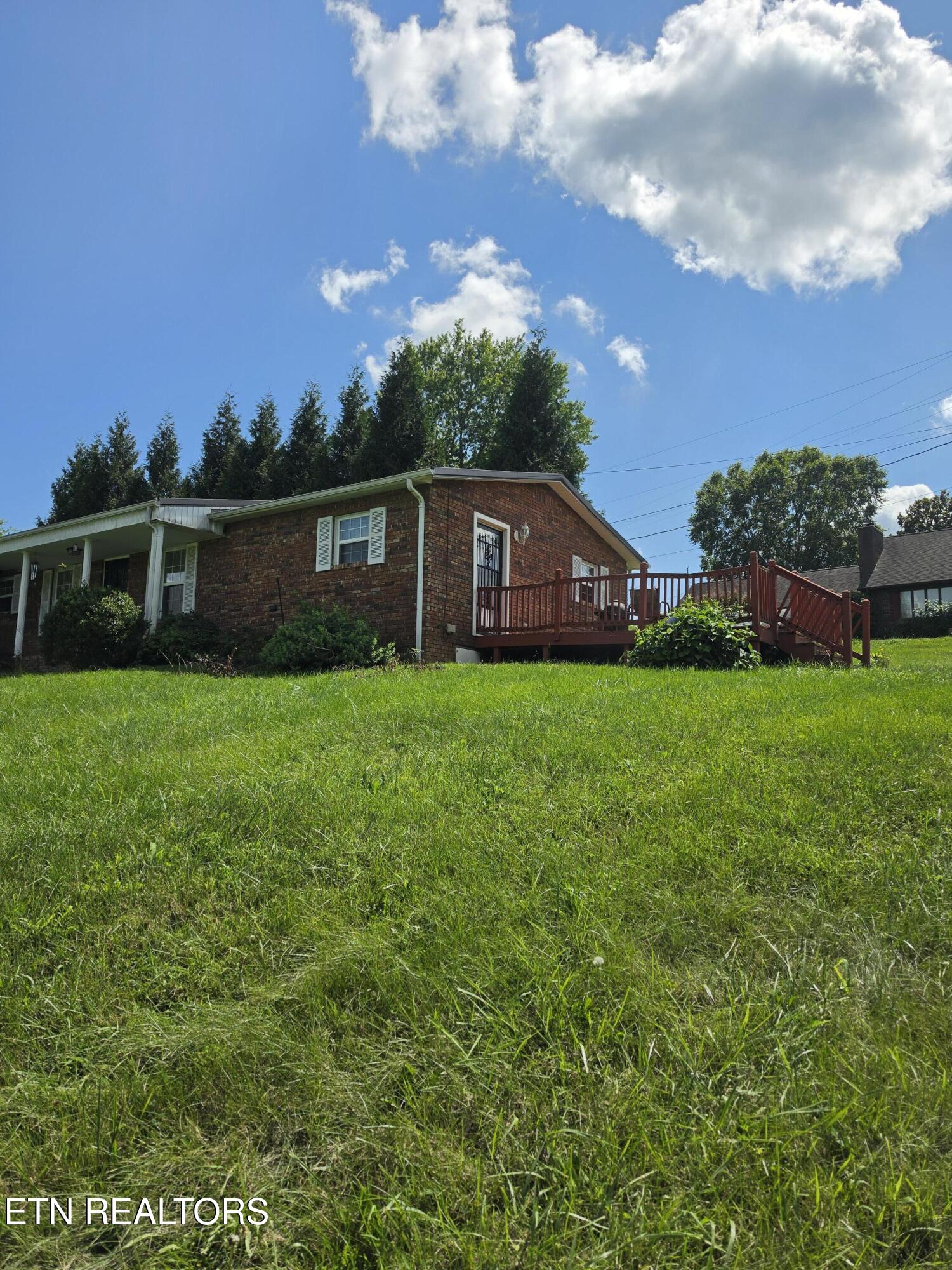 539 Fulton Road Harrogate TN 37752