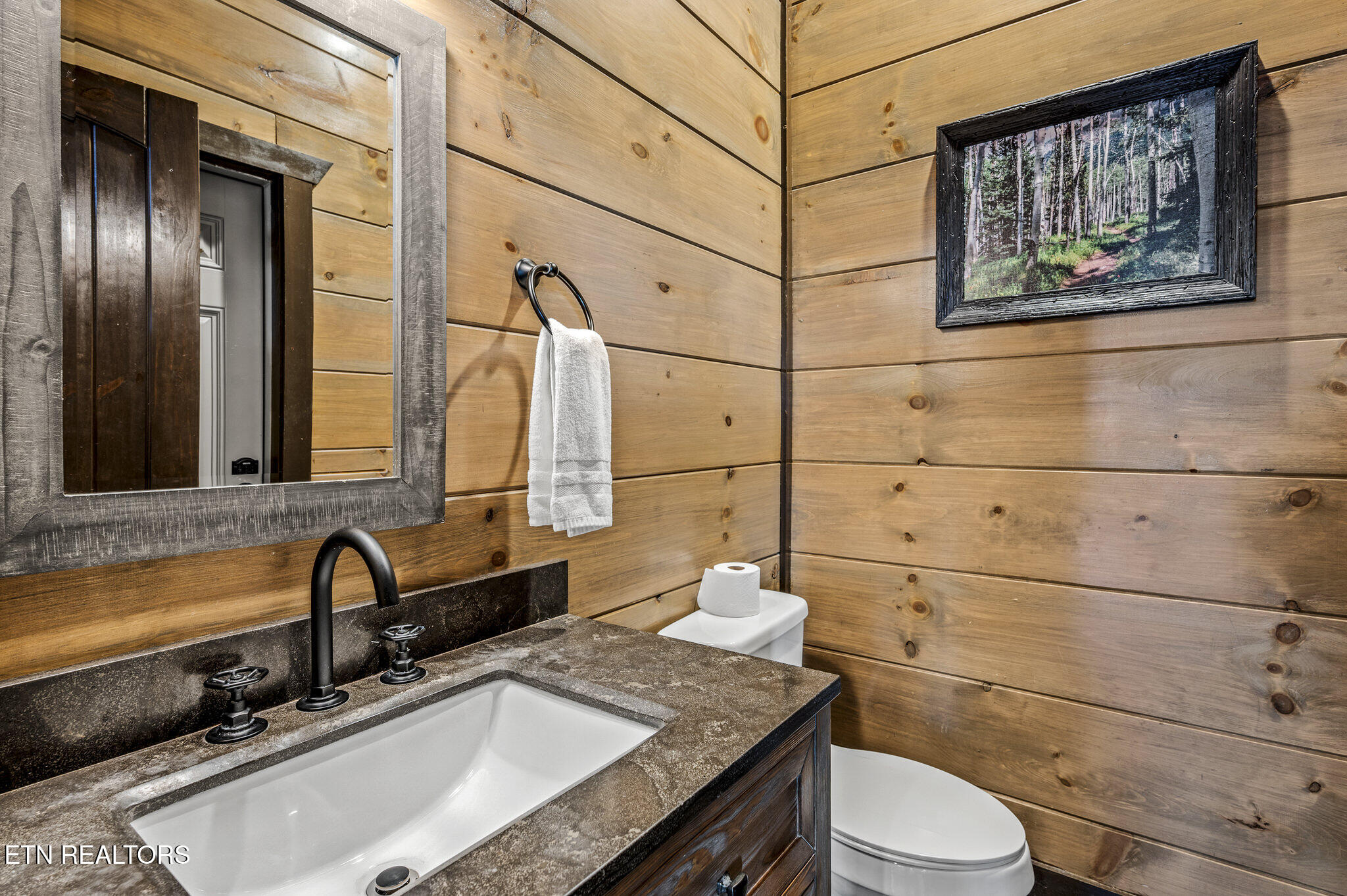 1490 Sleepy Valley Lane Sevierville TN 37876