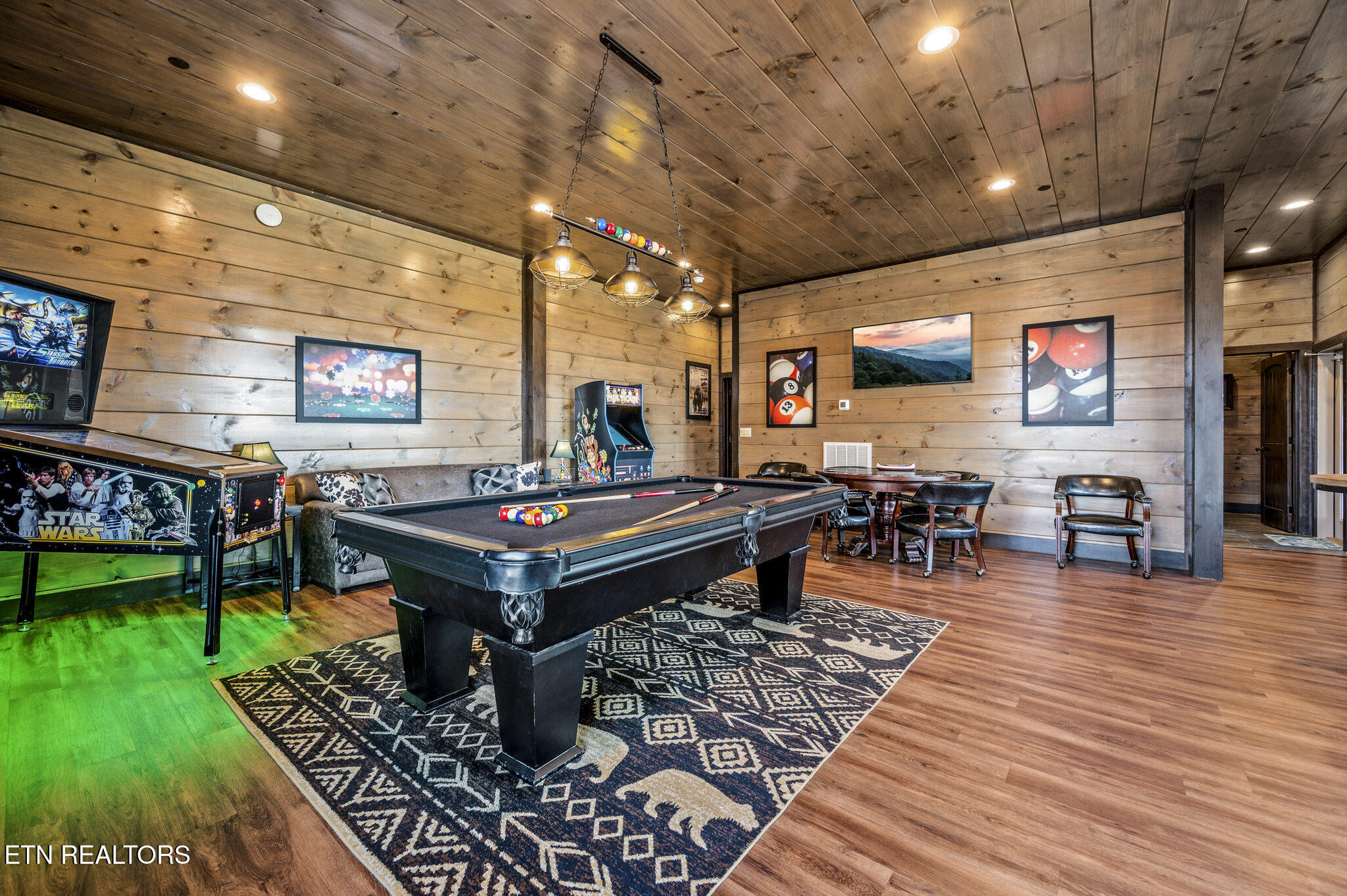 1490 Sleepy Valley Lane Sevierville TN 37876