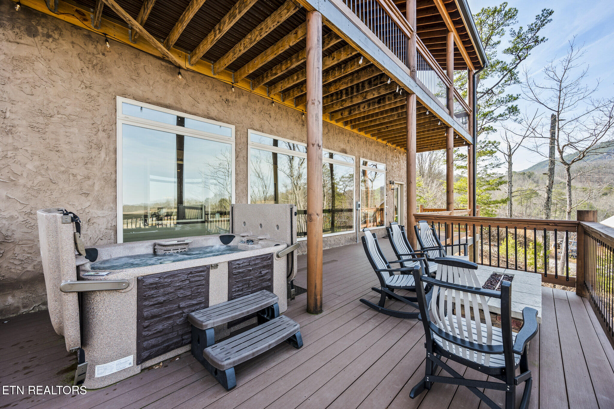 1490 Sleepy Valley Lane Sevierville TN 37876