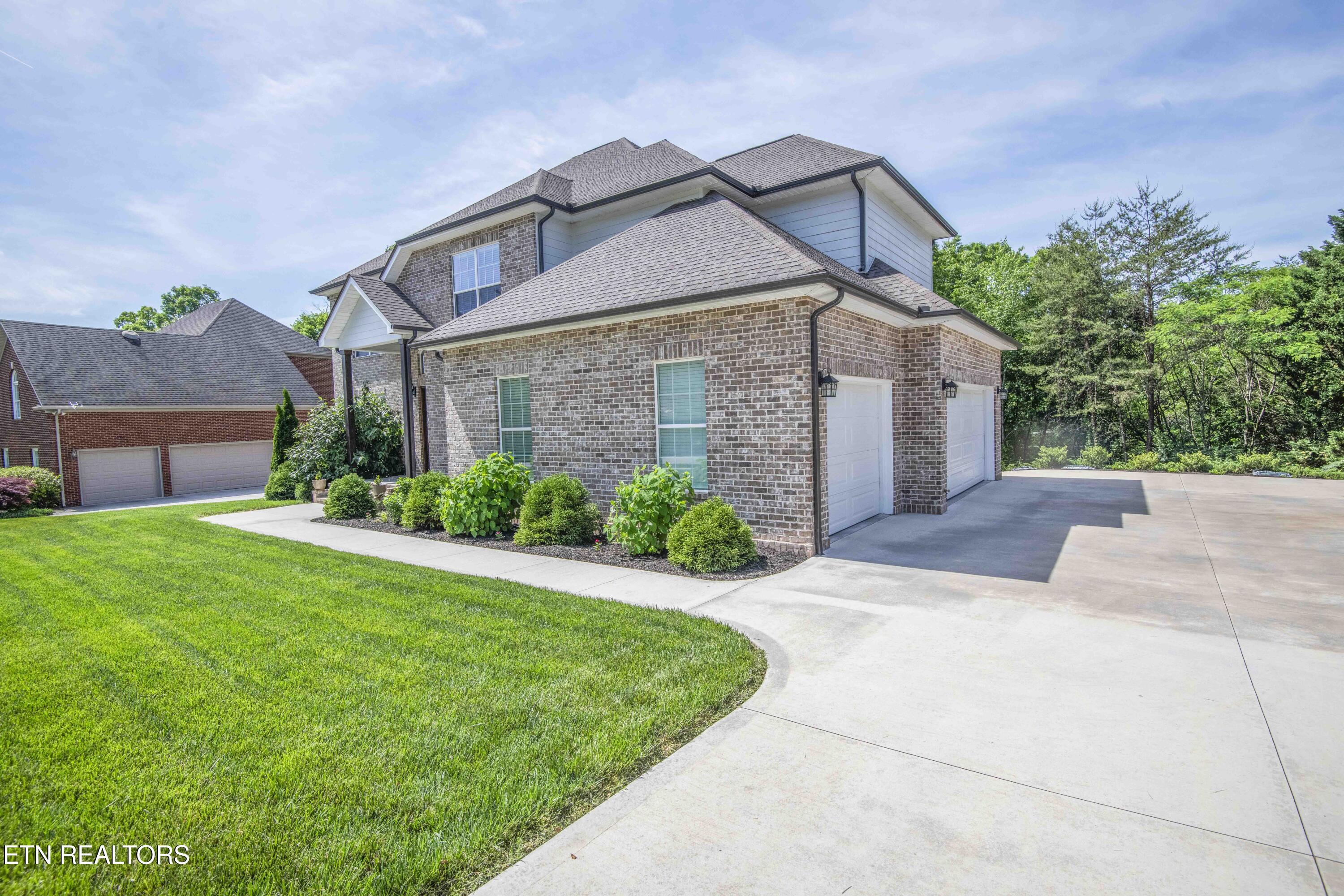 10412 Meadow Ridges Lane Knoxville TN 37922