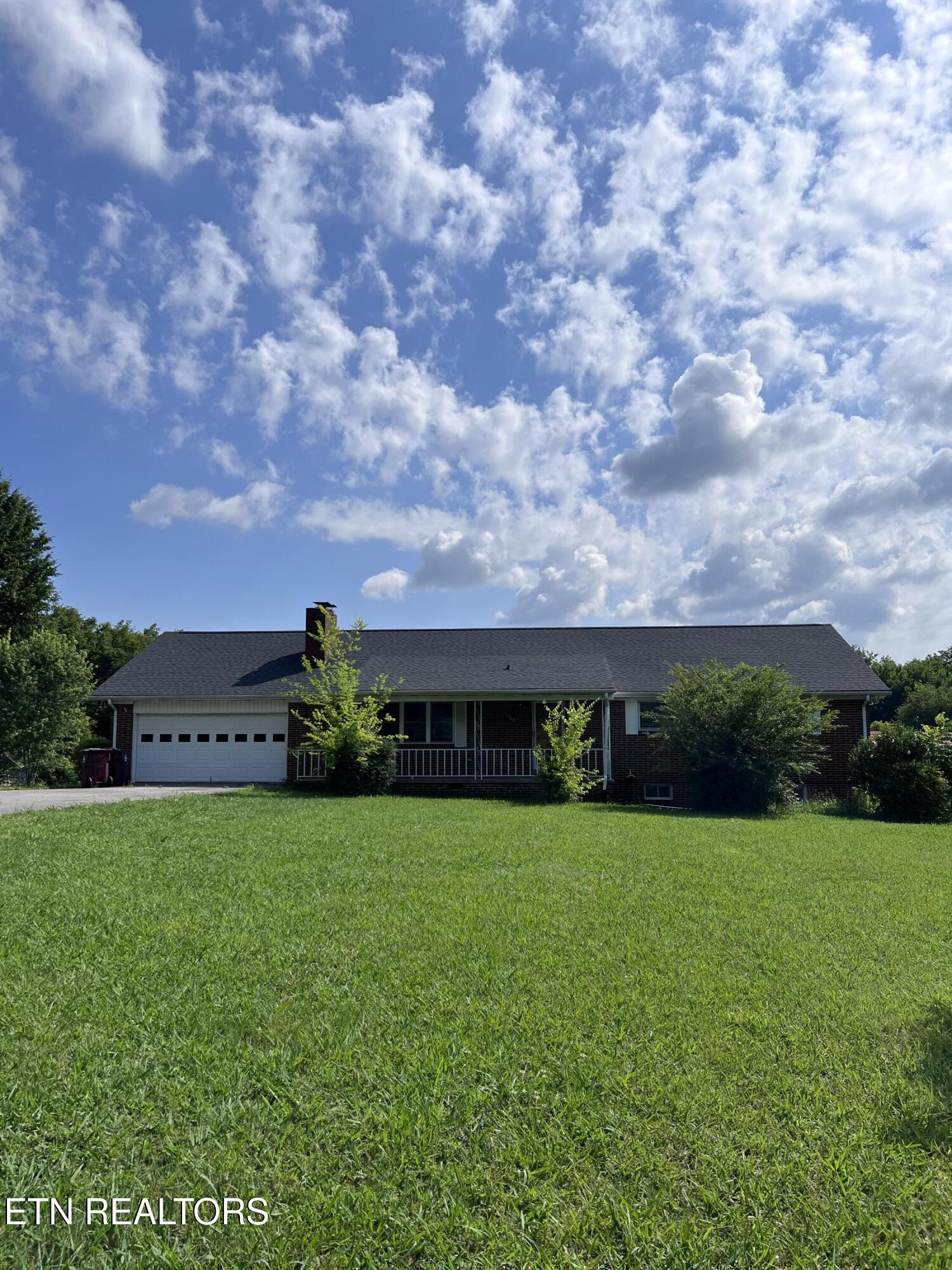 1448/1448B Louisville Road Alcoa TN 37701
