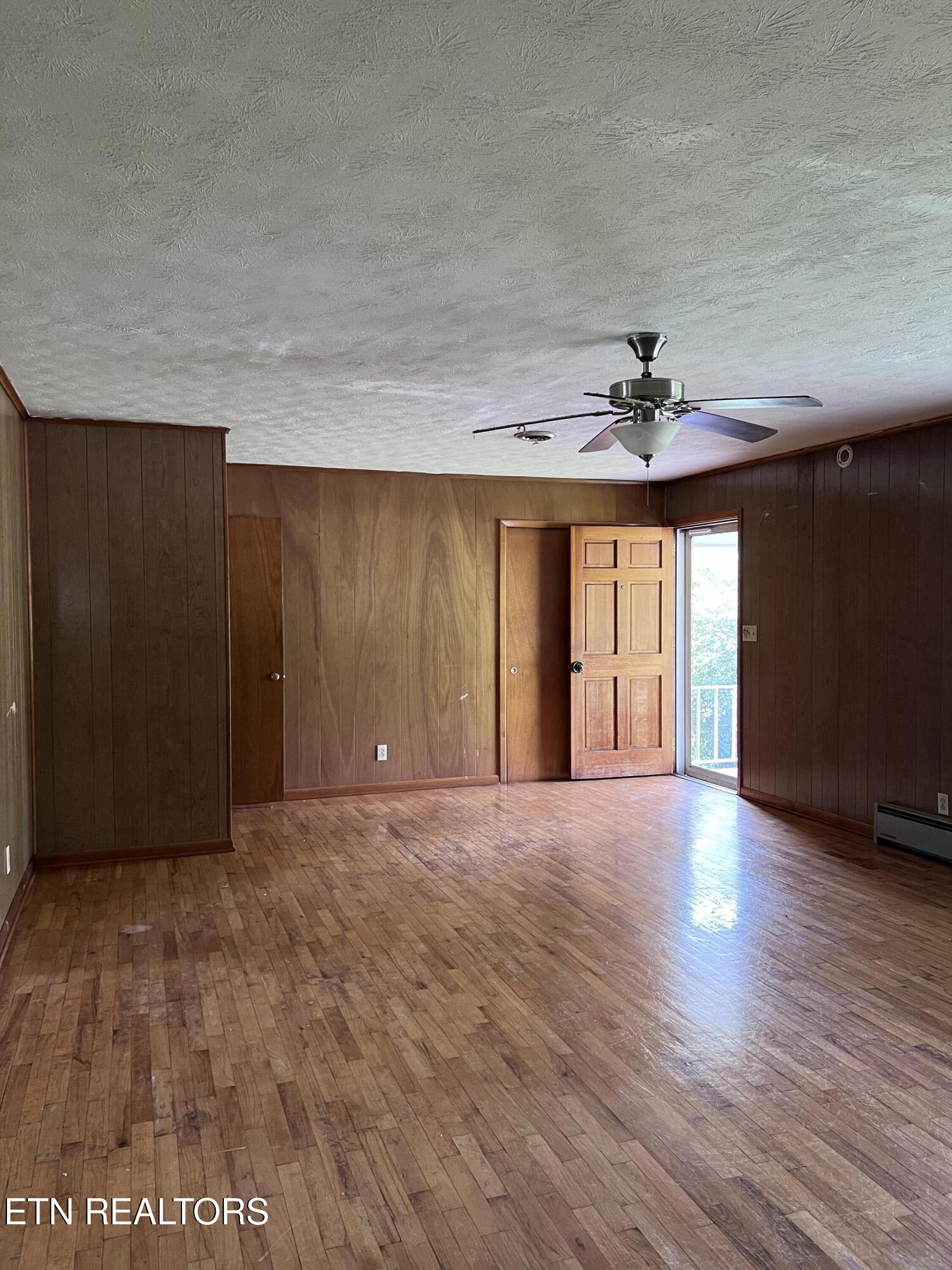 1448/1448B Louisville Road Alcoa TN 37701