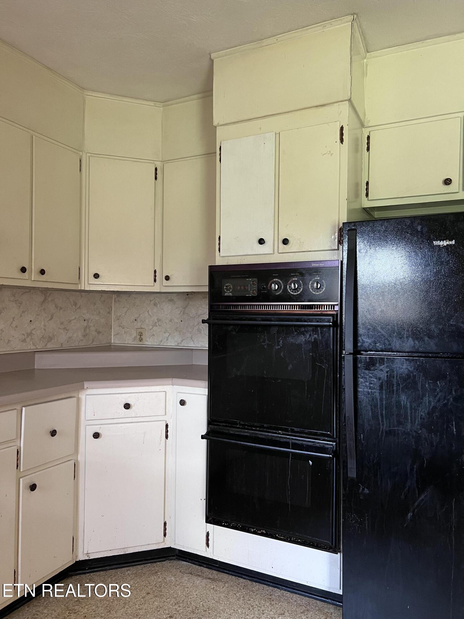 1448/1448B Louisville Road Alcoa TN 37701