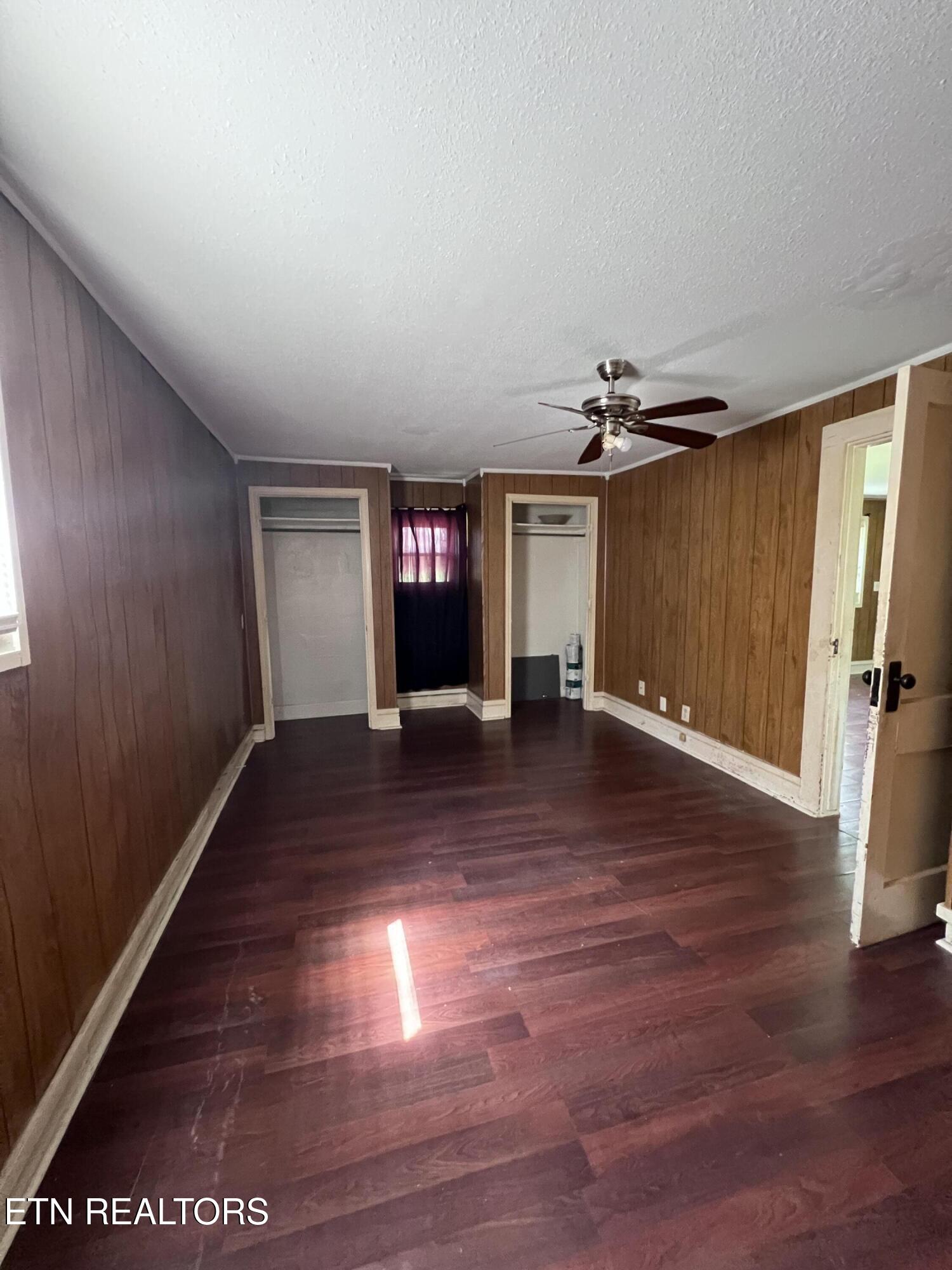 1448/1448B Louisville Road Alcoa TN 37701