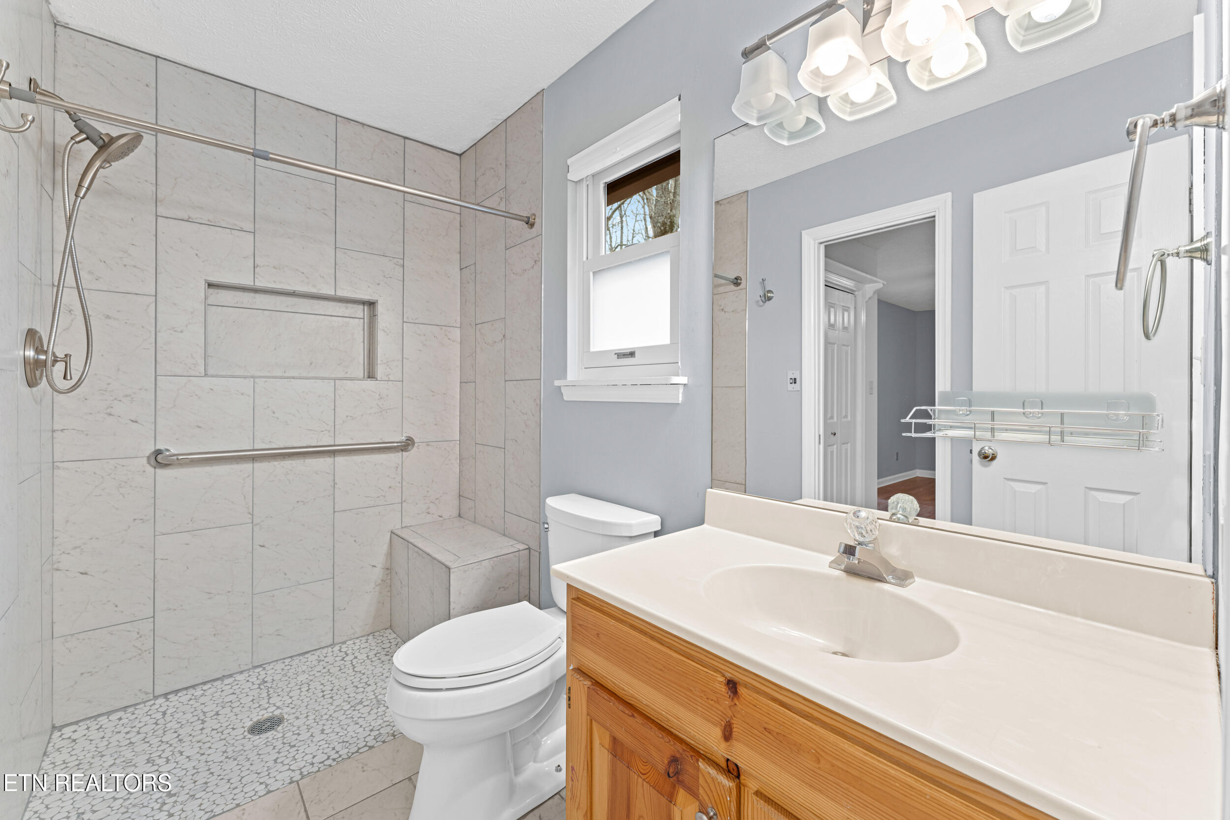 3820 Saddle Brook Way Sevierville TN 37862
