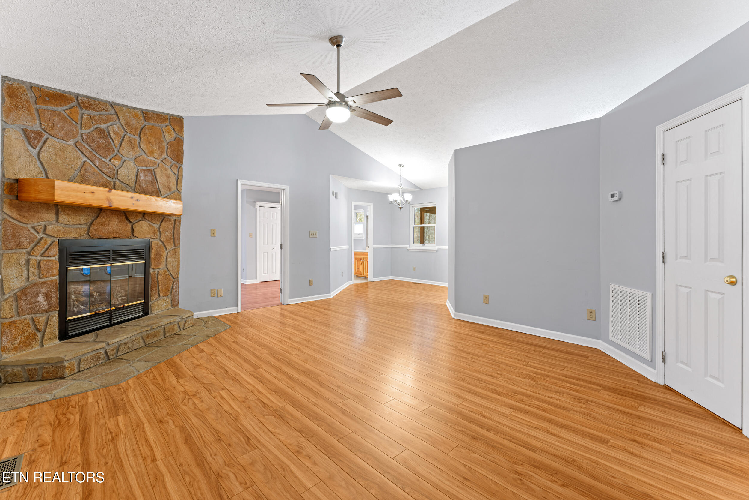 3820 Saddle Brook Way Sevierville TN 37862