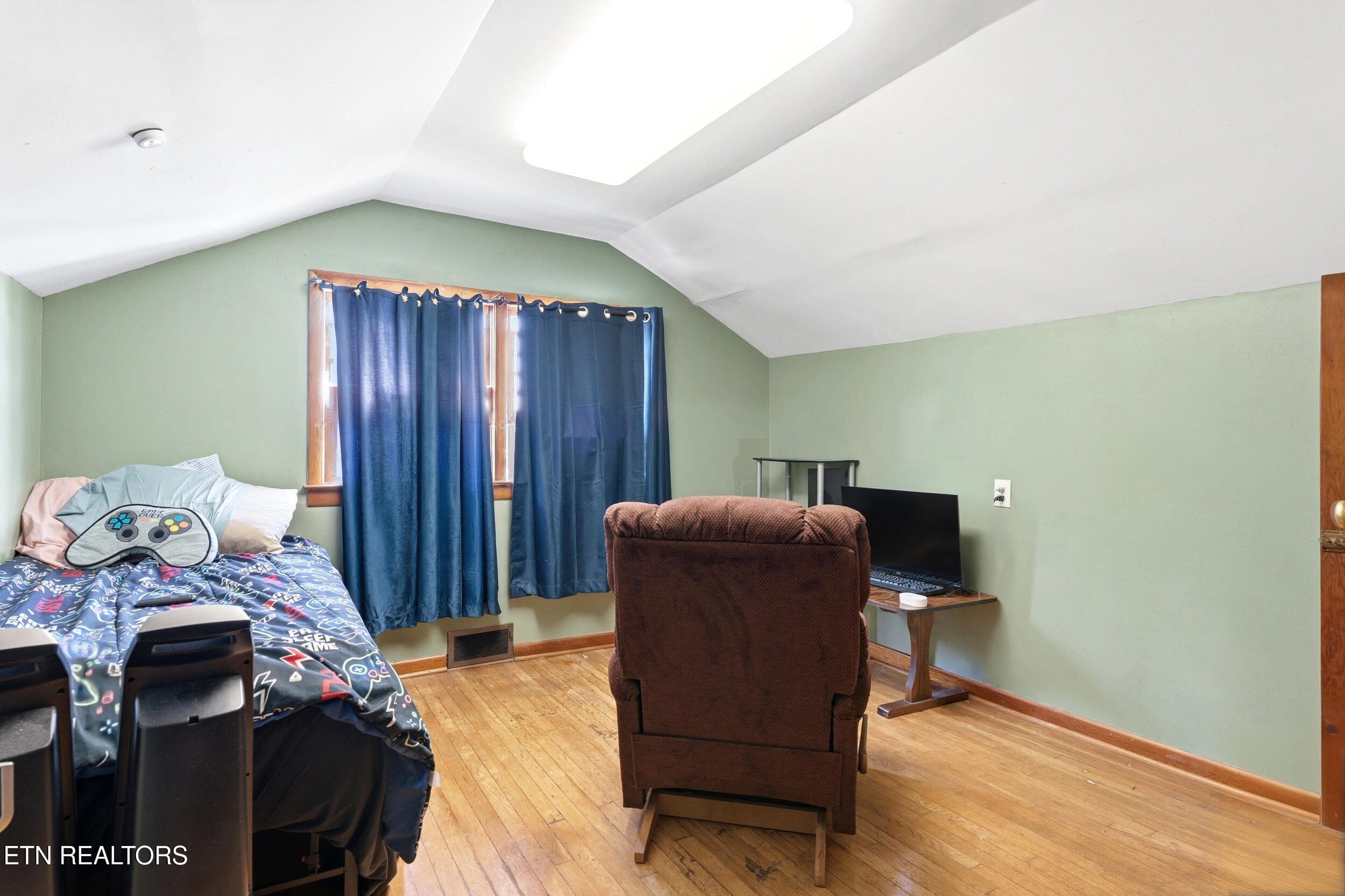 205 Kingston Street Lenoir City TN 37771