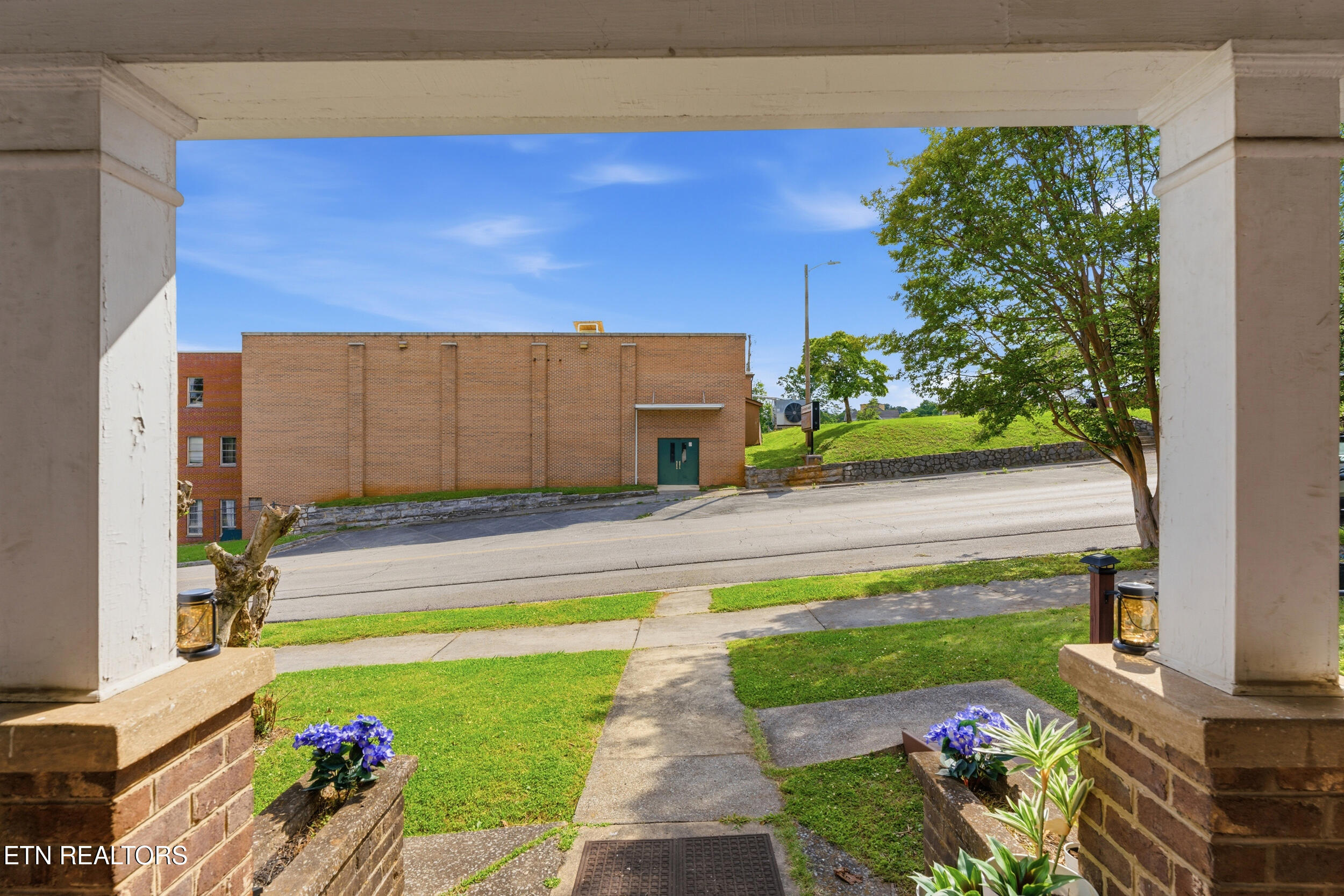205 Kingston Street Lenoir City TN 37771