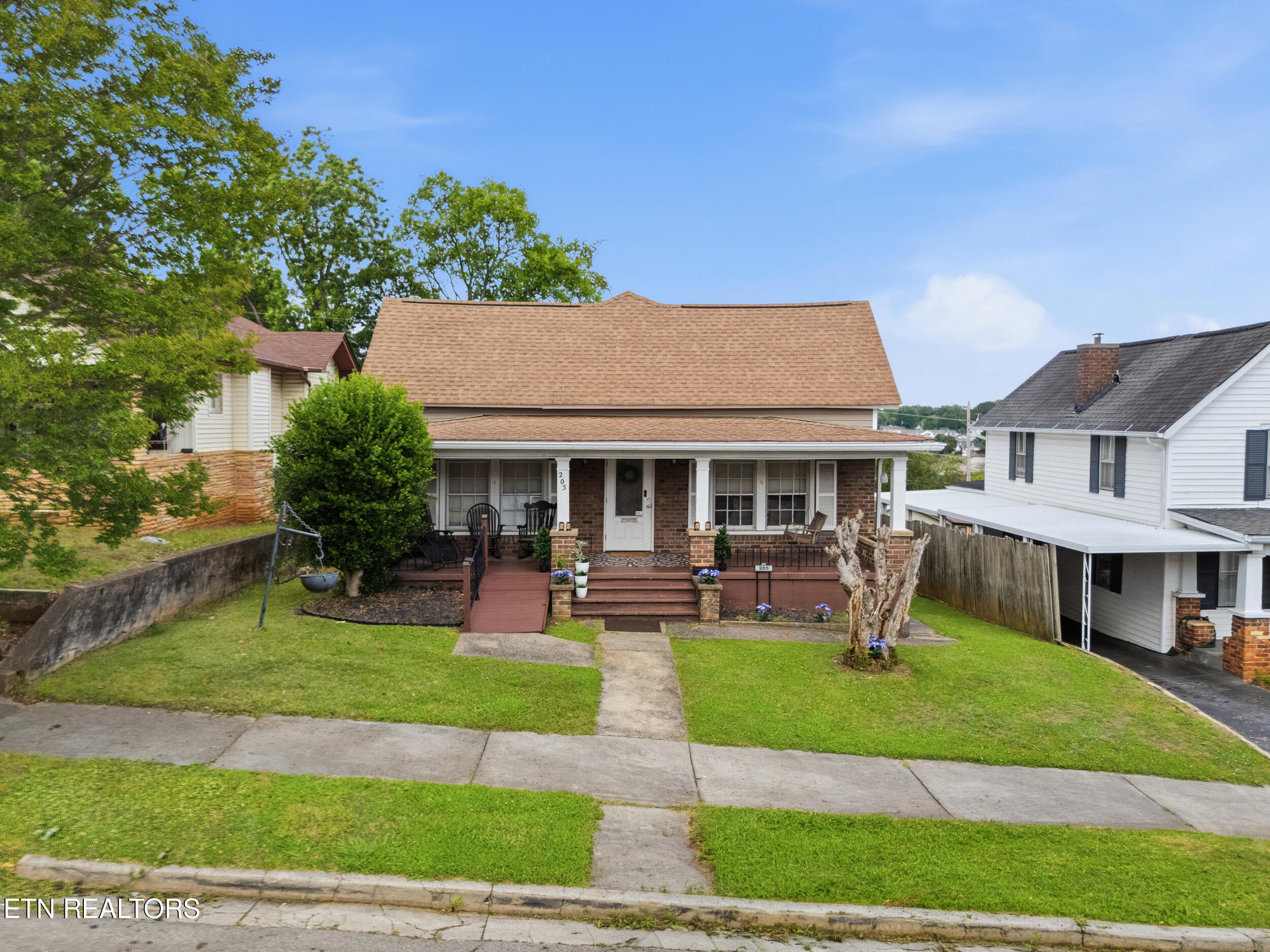 205 Kingston Street Lenoir City TN 37771