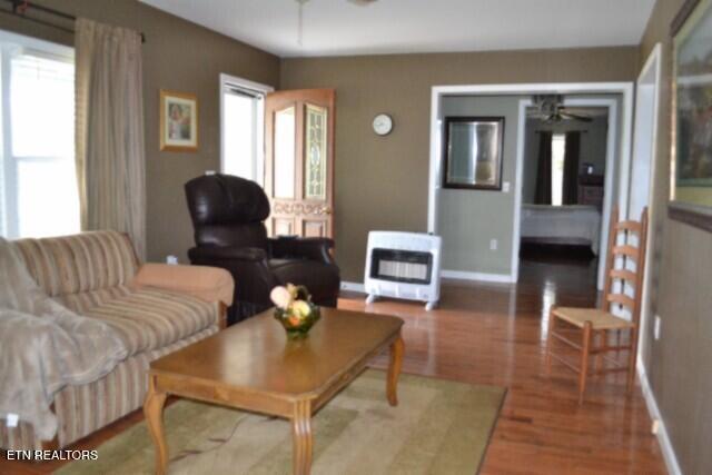 218 East Lake Avenue Celina TN 38551