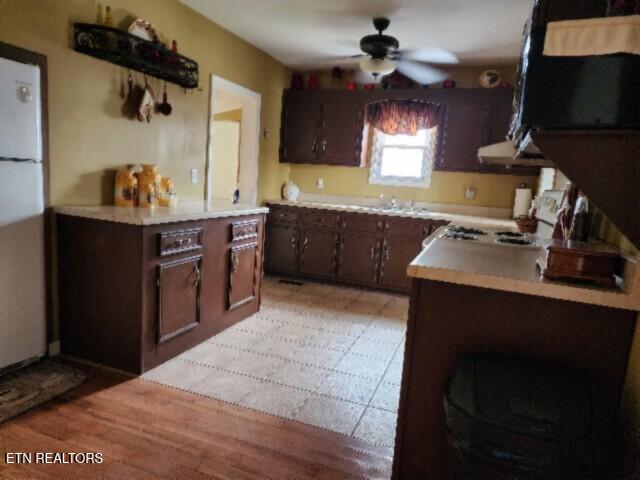 218 East Lake Avenue Celina TN 38551