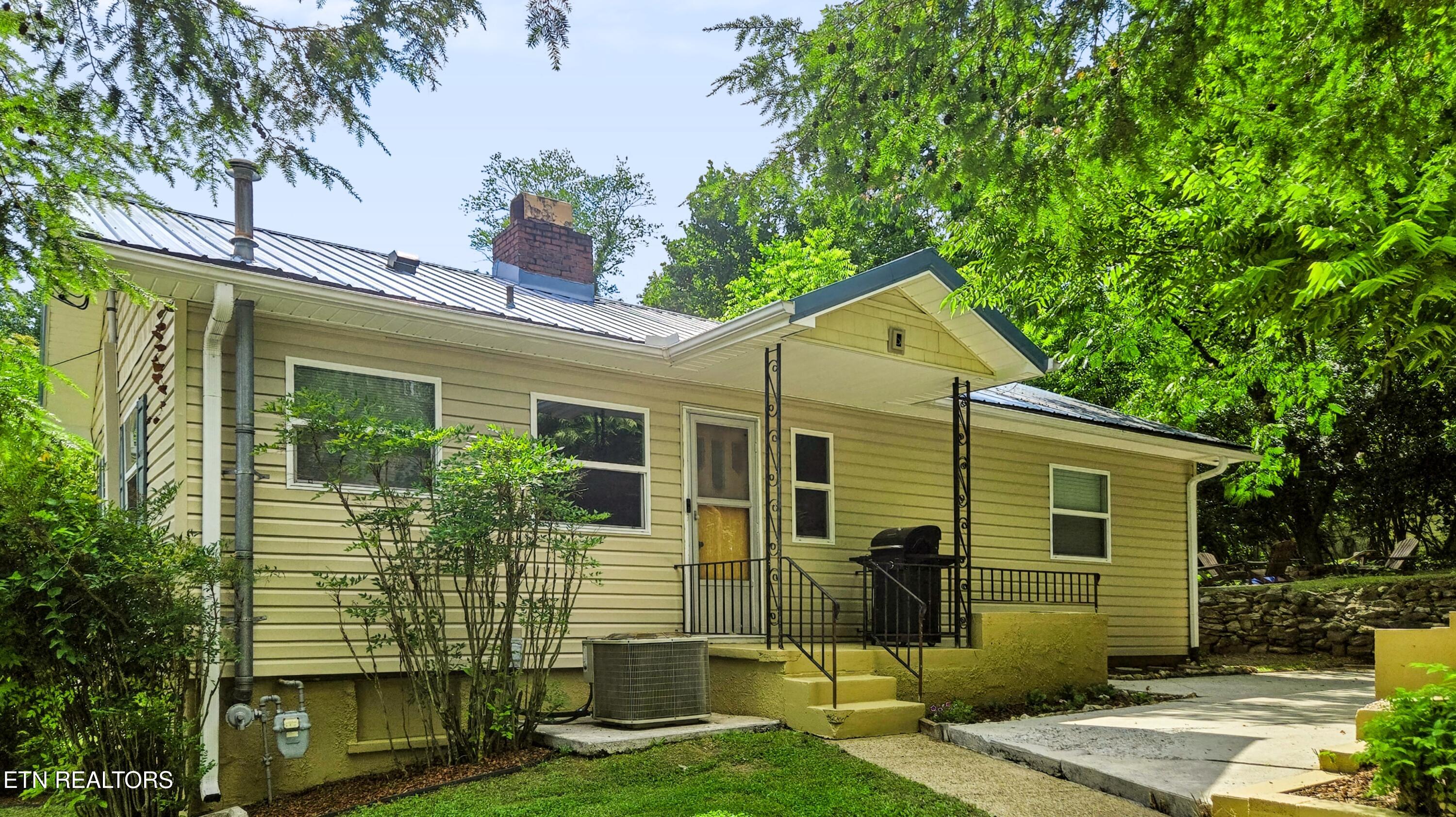 306 W Faunce Road Oak Ridge TN 37830
