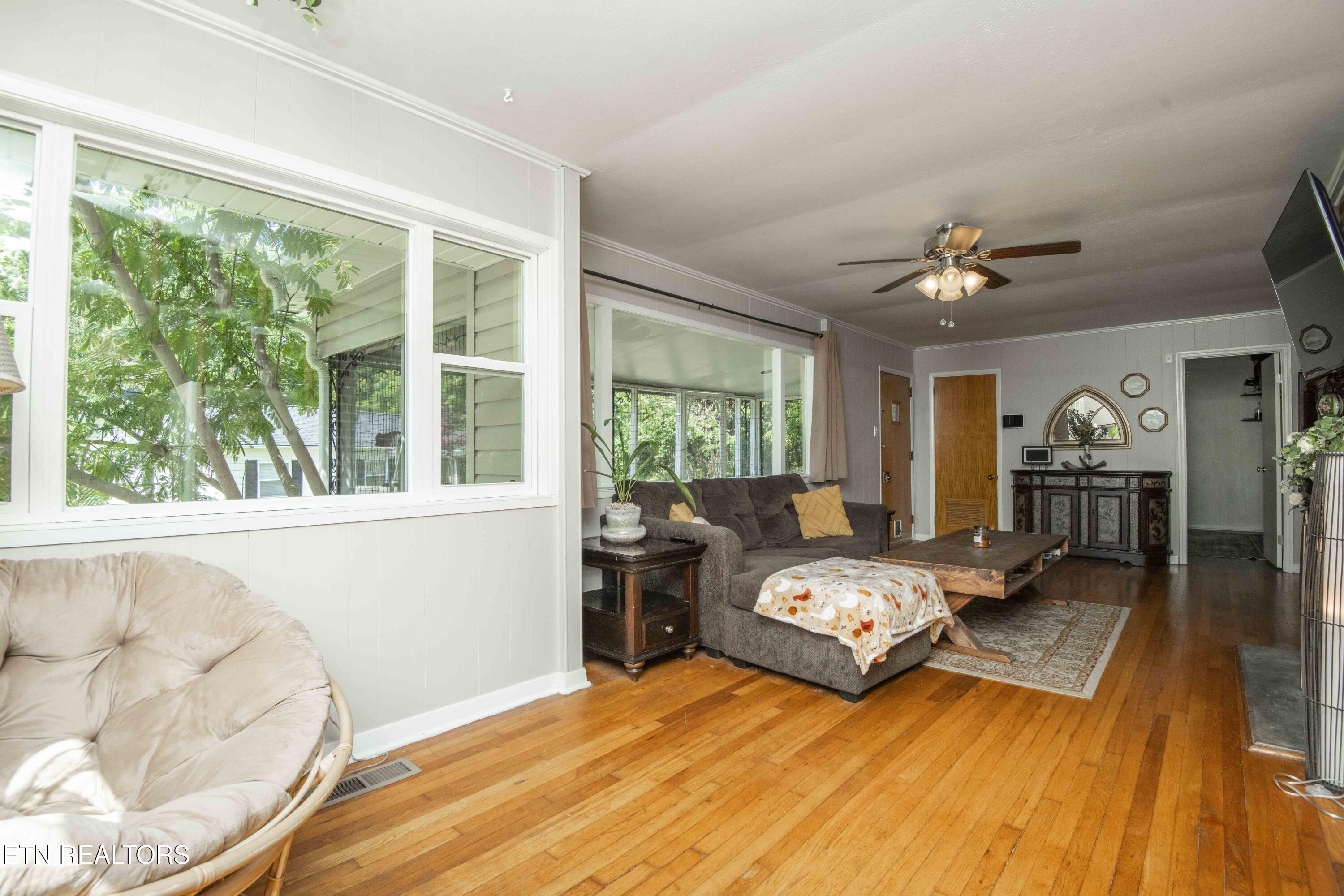 306 W Faunce Road Oak Ridge TN 37830