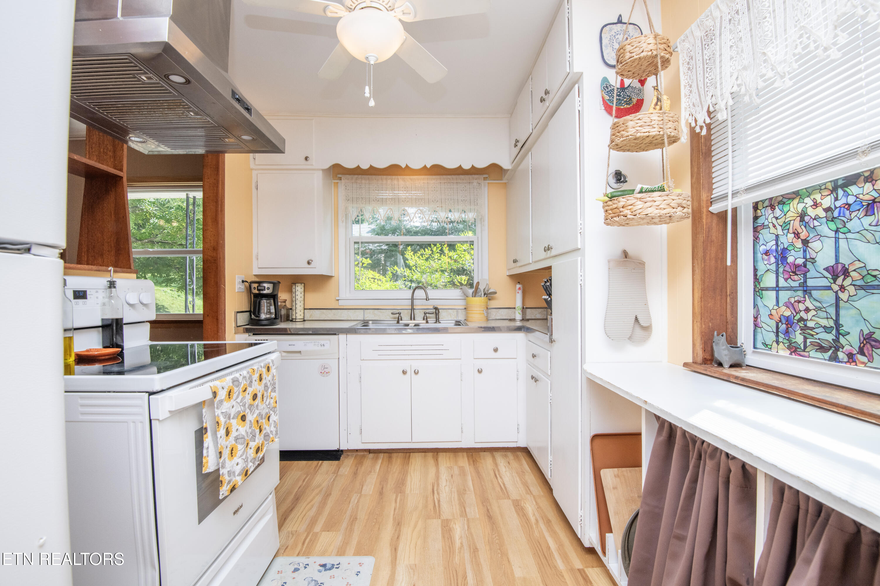 306 W Faunce Road Oak Ridge TN 37830
