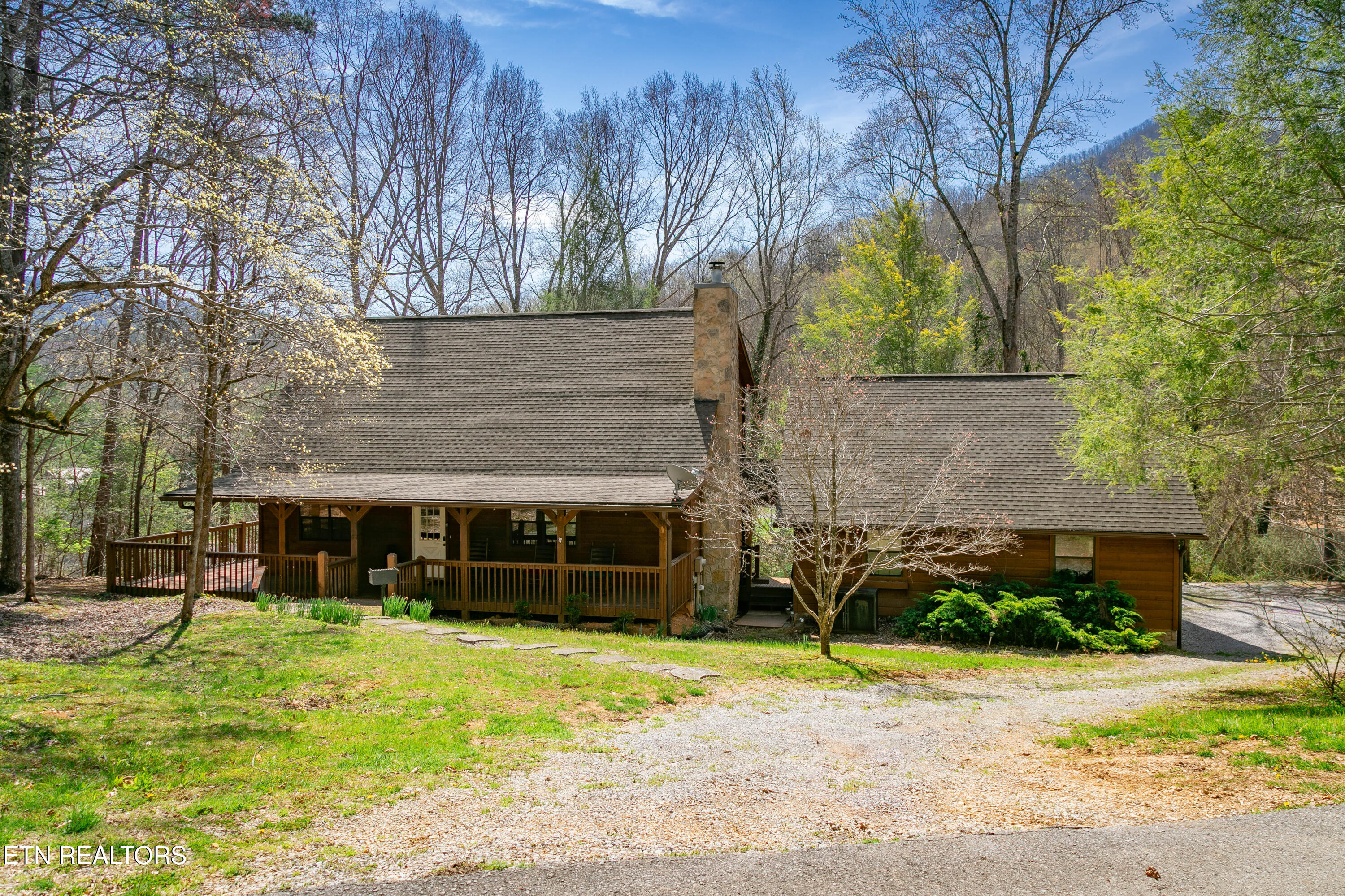 3849 Saddle Brook Way Sevierville TN 37862