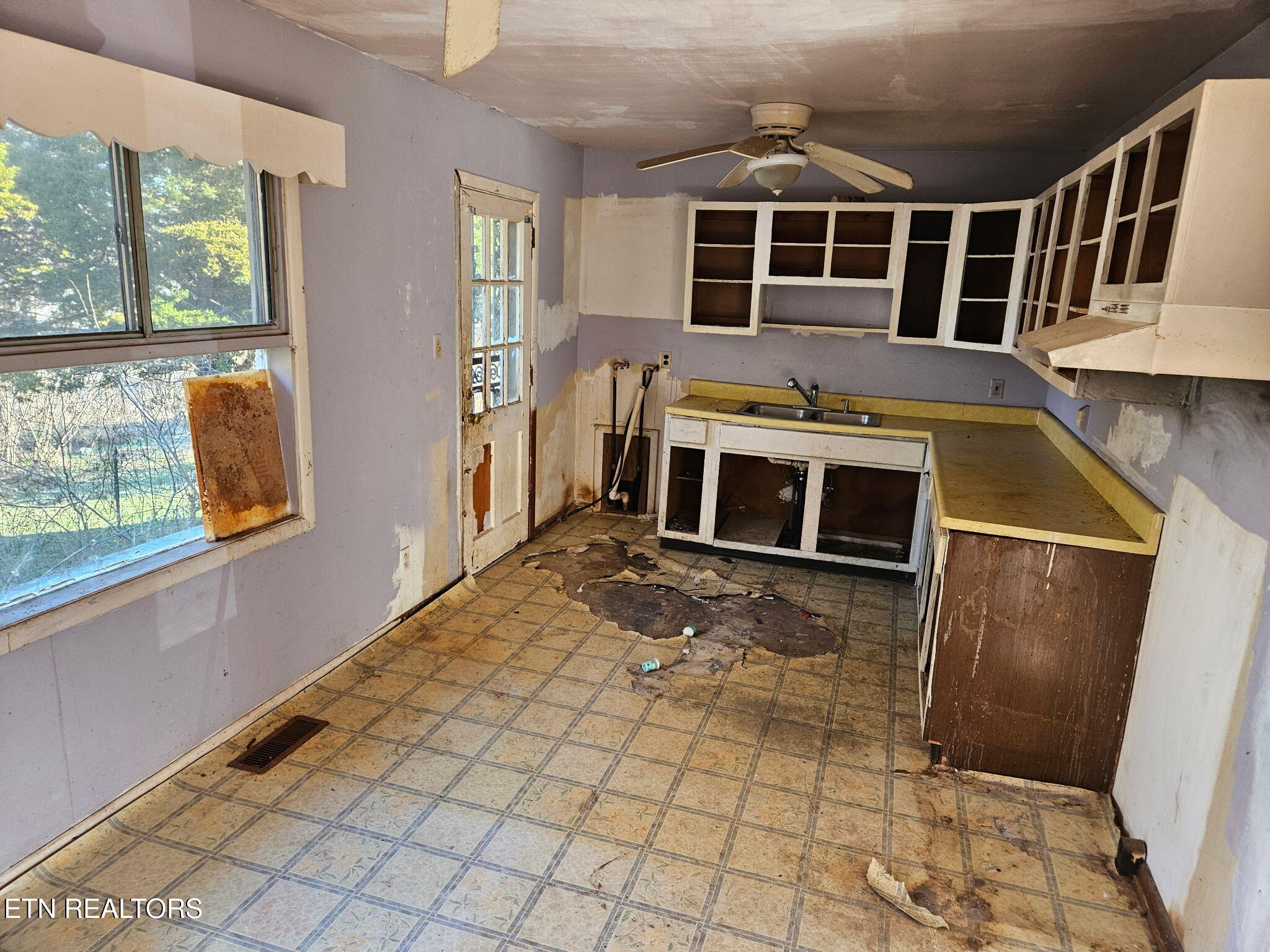 4601 Tanglewood Road Knoxville TN 37912