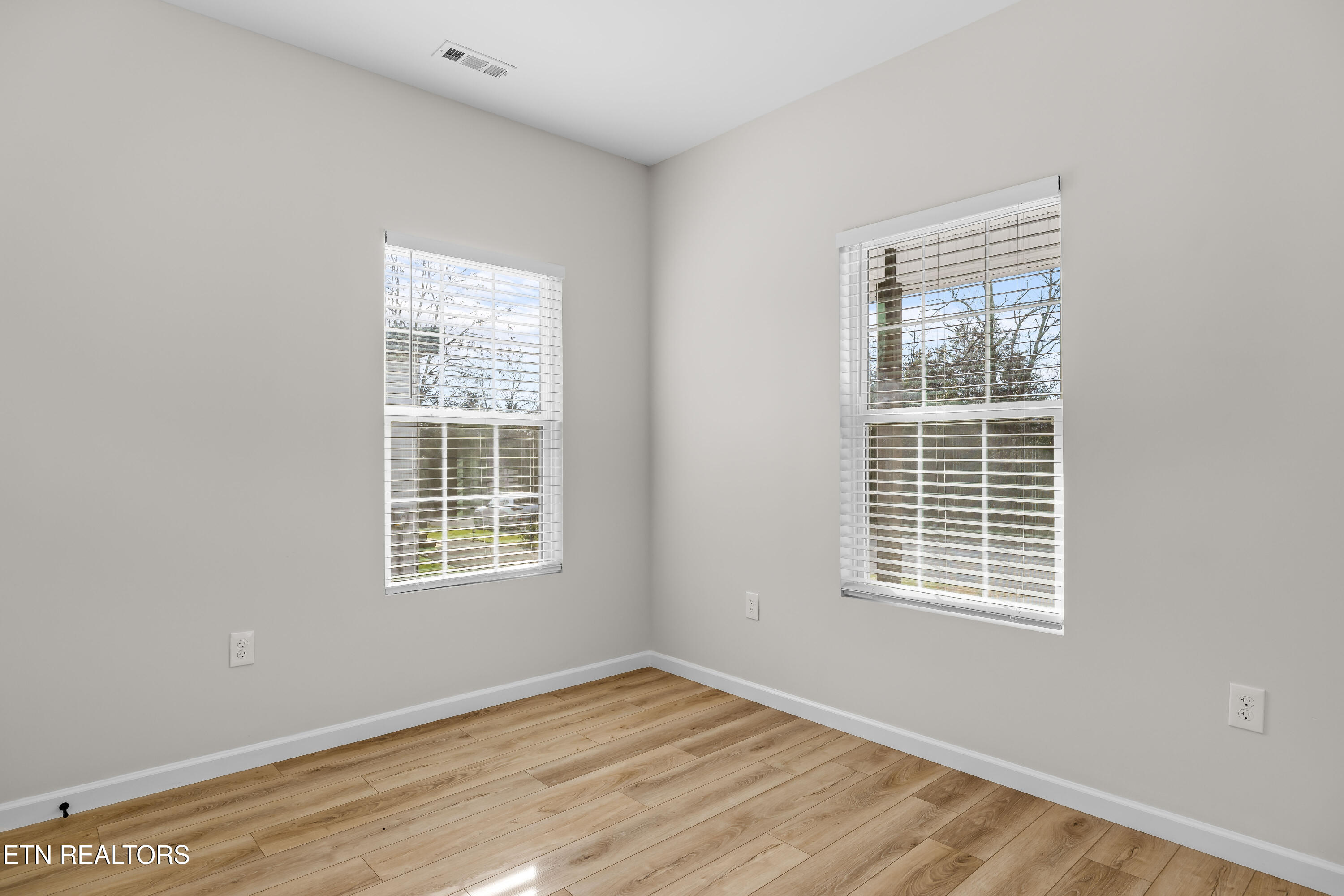 2822 Deer Stand Drive Sevierville TN 37876
