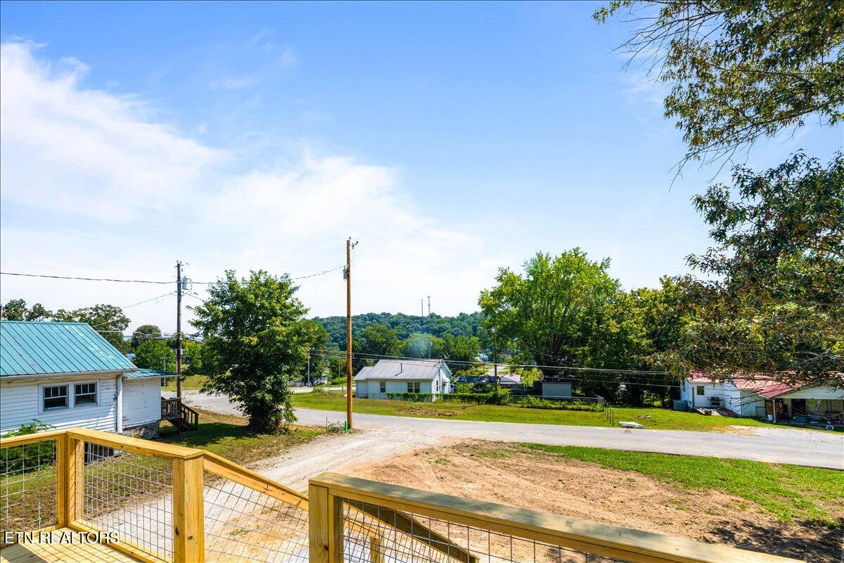 902 W Prospect Street Lafollette TN 37766