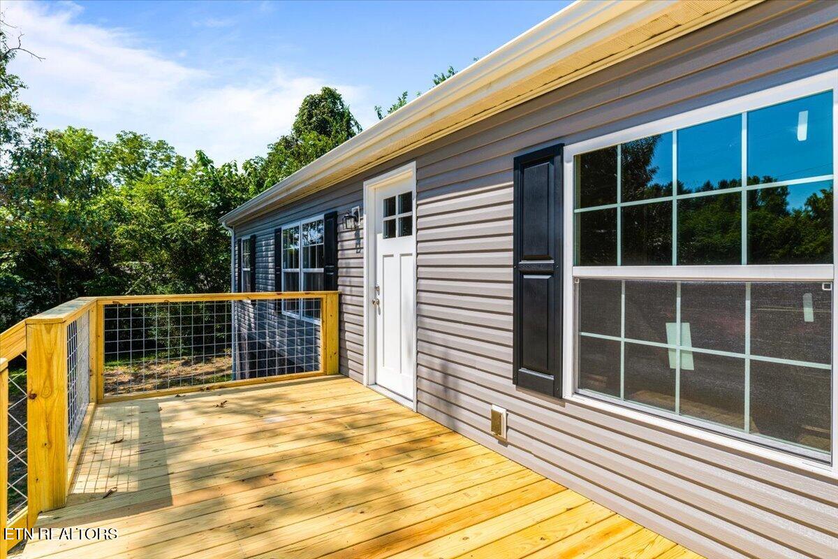902 W Prospect Street Lafollette TN 37766