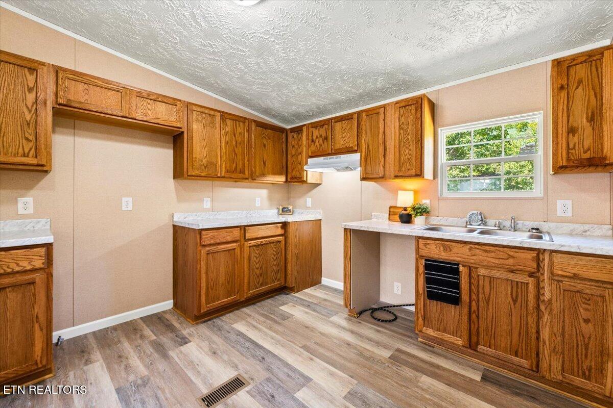902 W Prospect Street Lafollette TN 37766