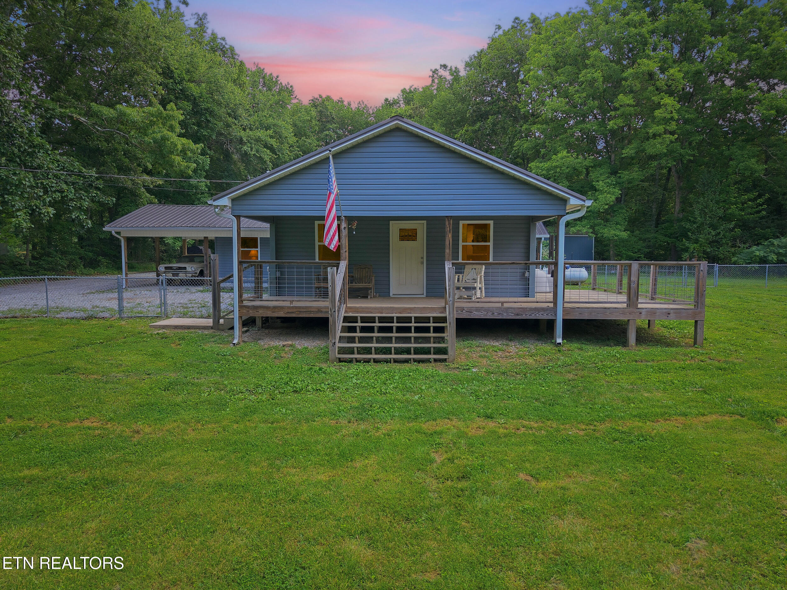 600 W End Road Rockwood TN 37854