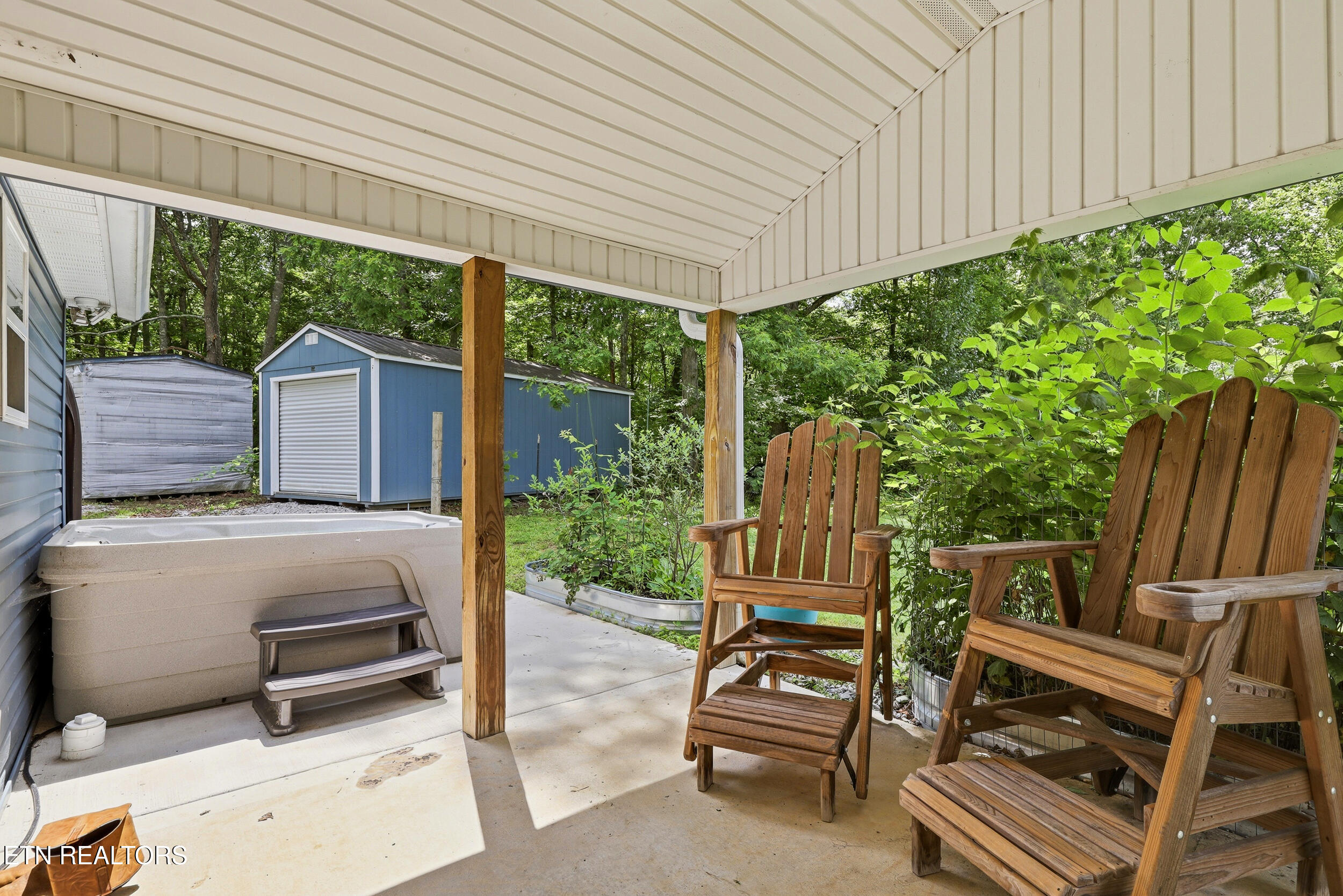 600 W End Road Rockwood TN 37854
