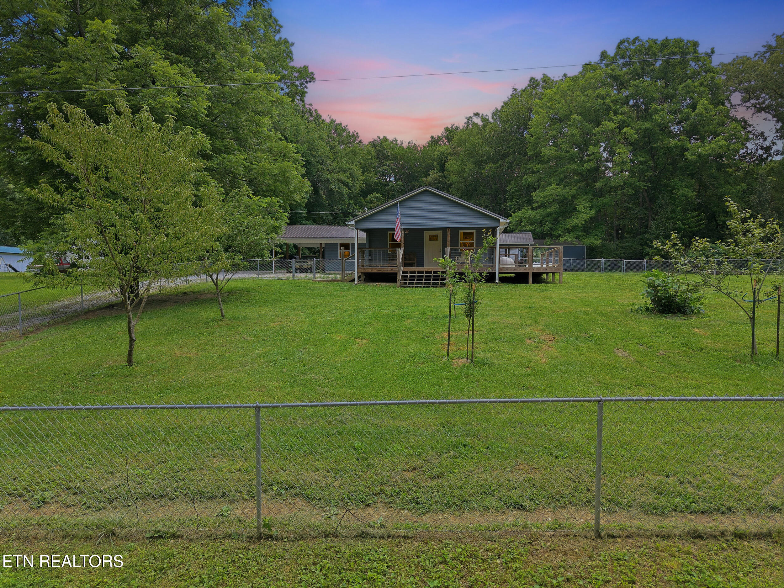 600 W End Road Rockwood TN 37854