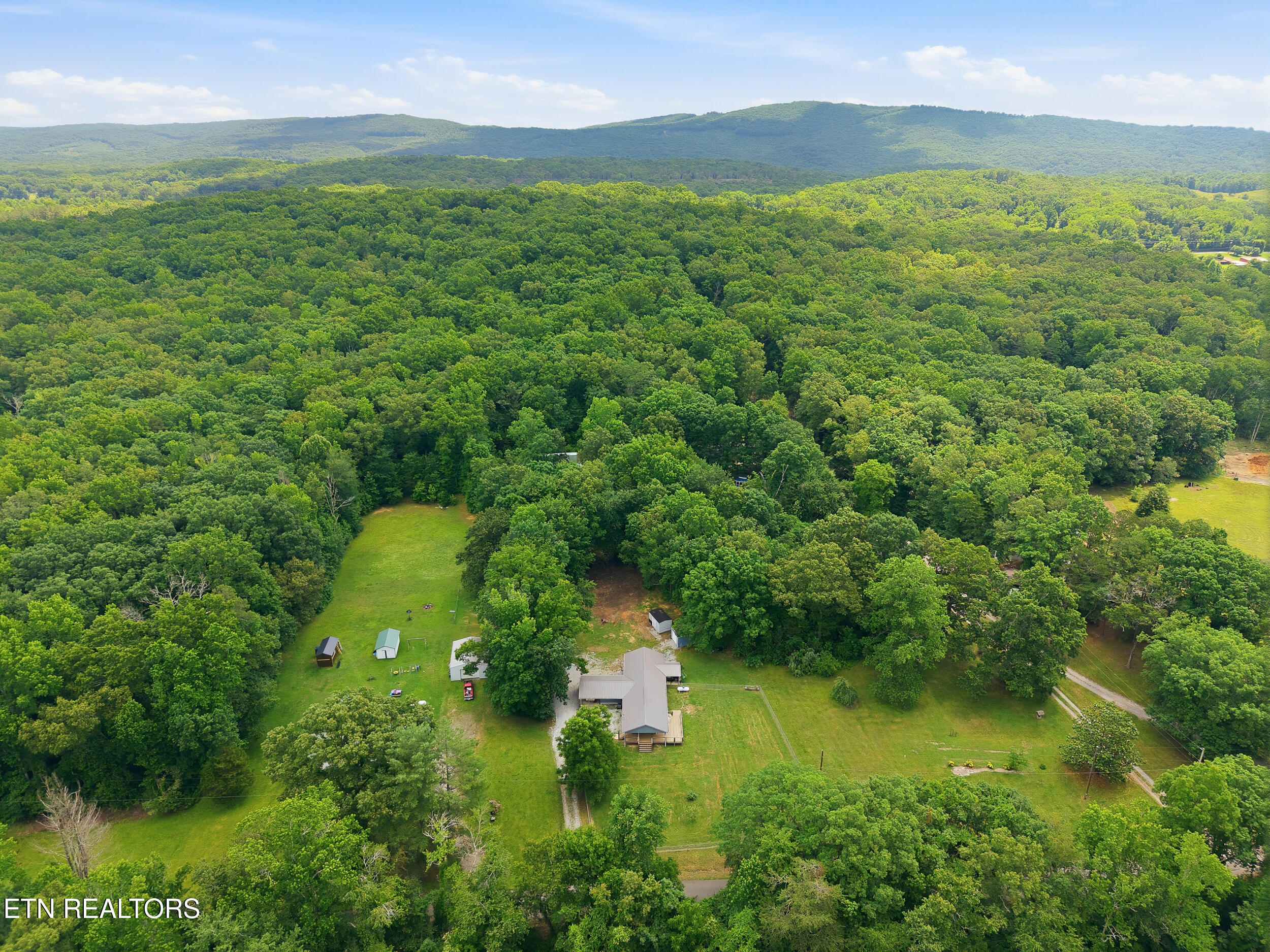 600 W End Road Rockwood TN 37854