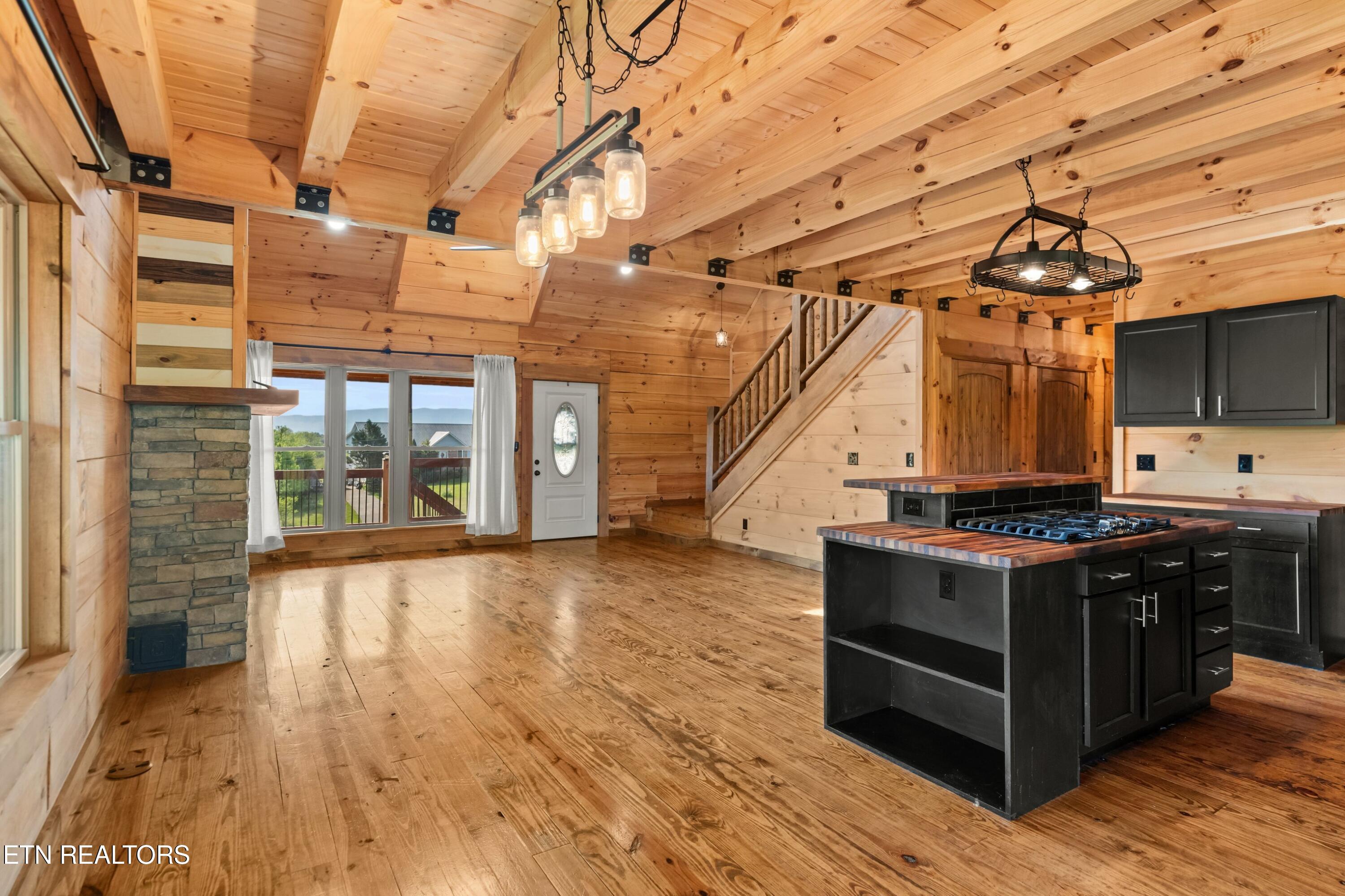 102 Golf View Boulevard Dandridge TN 37725