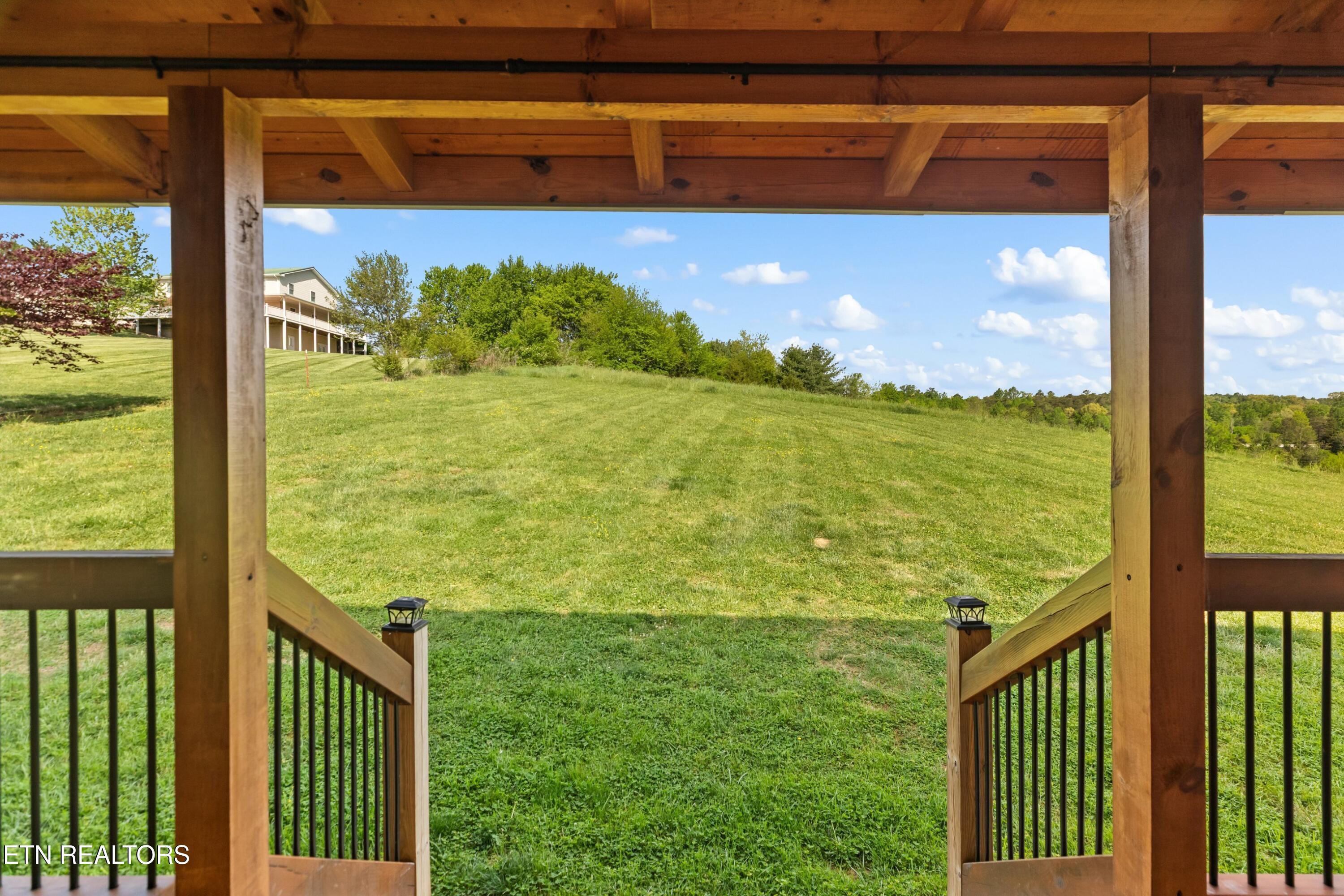102 Golf View Boulevard Dandridge TN 37725