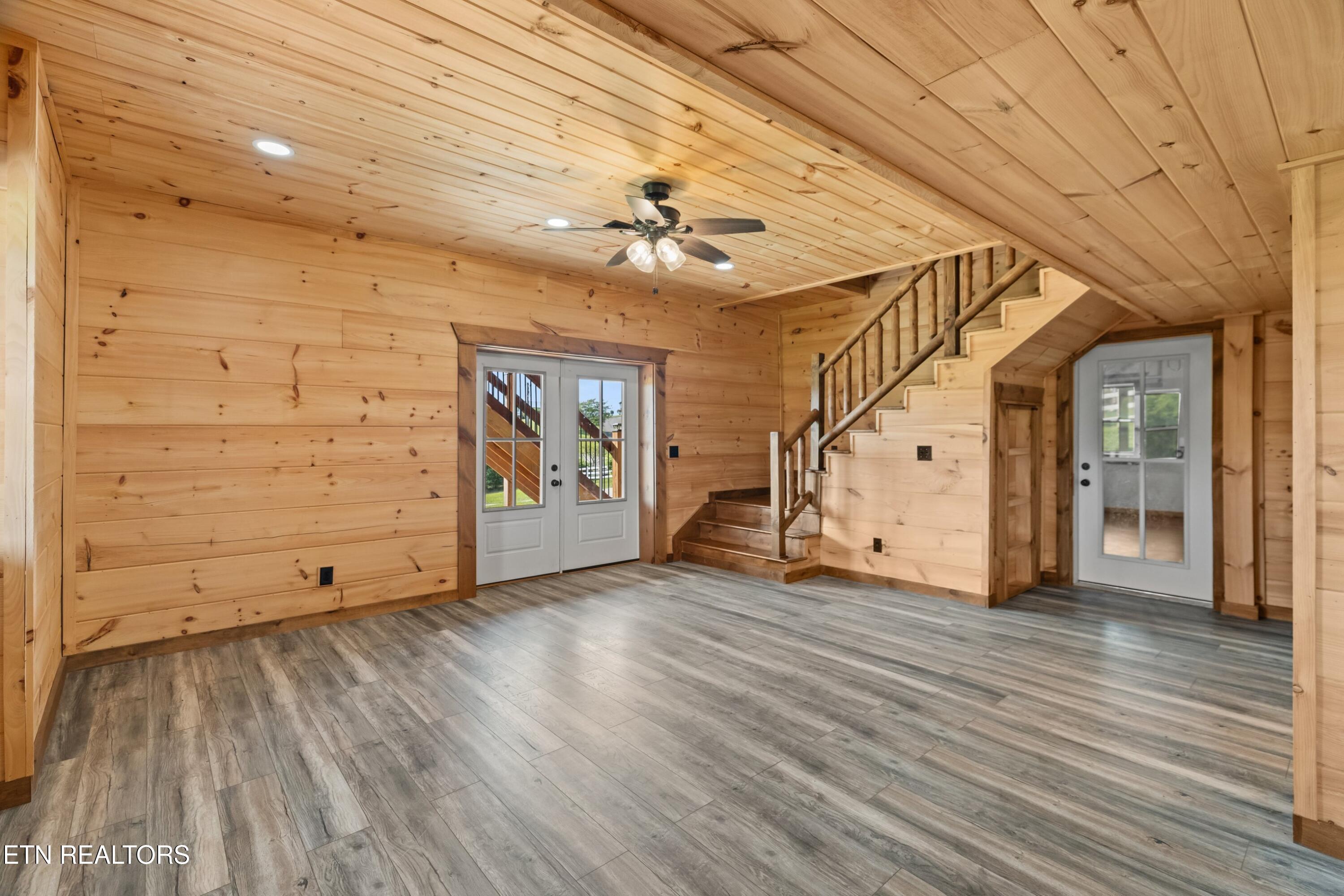 102 Golf View Boulevard Dandridge TN 37725