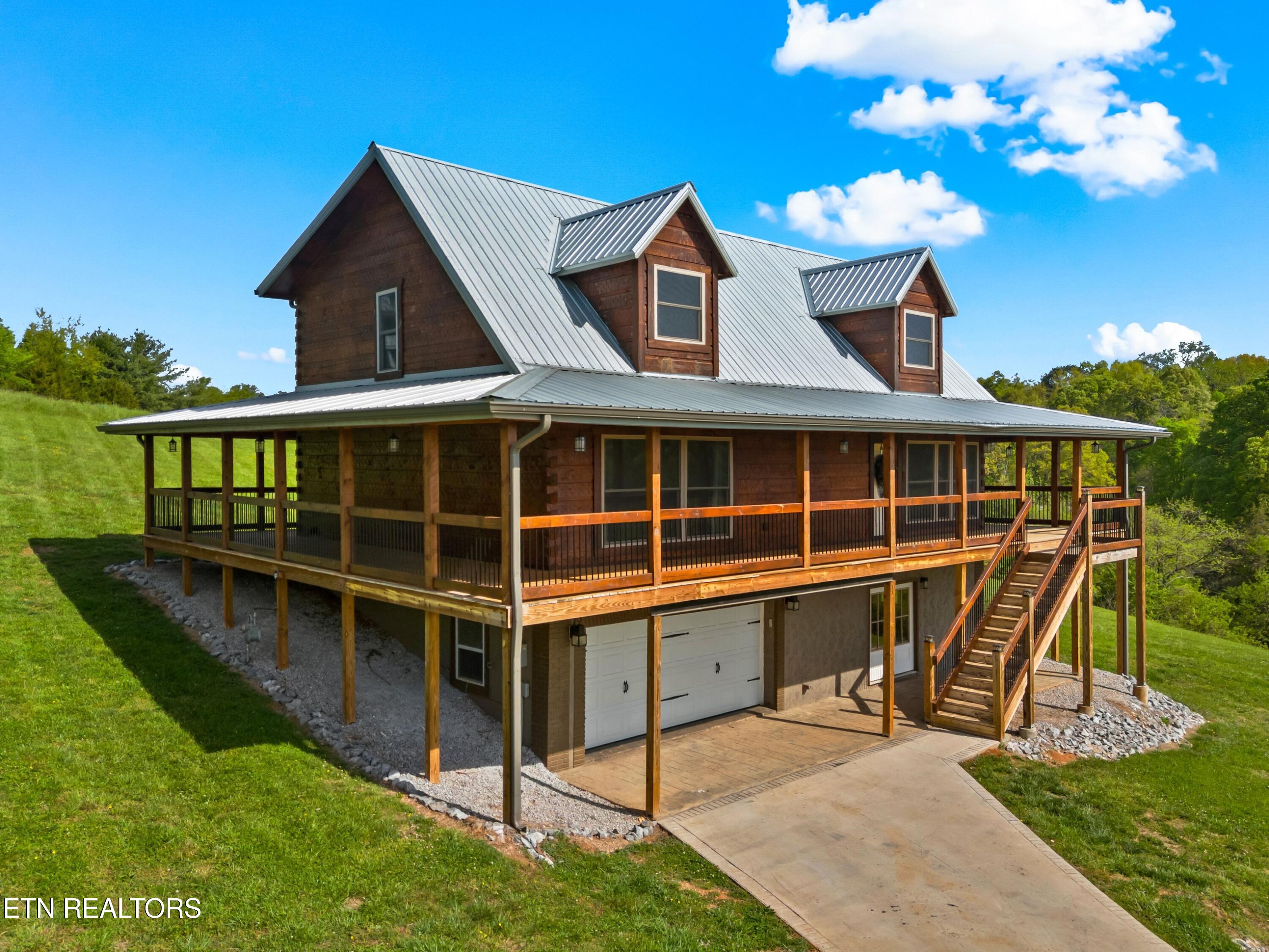 102 Golf View Boulevard Dandridge TN 37725