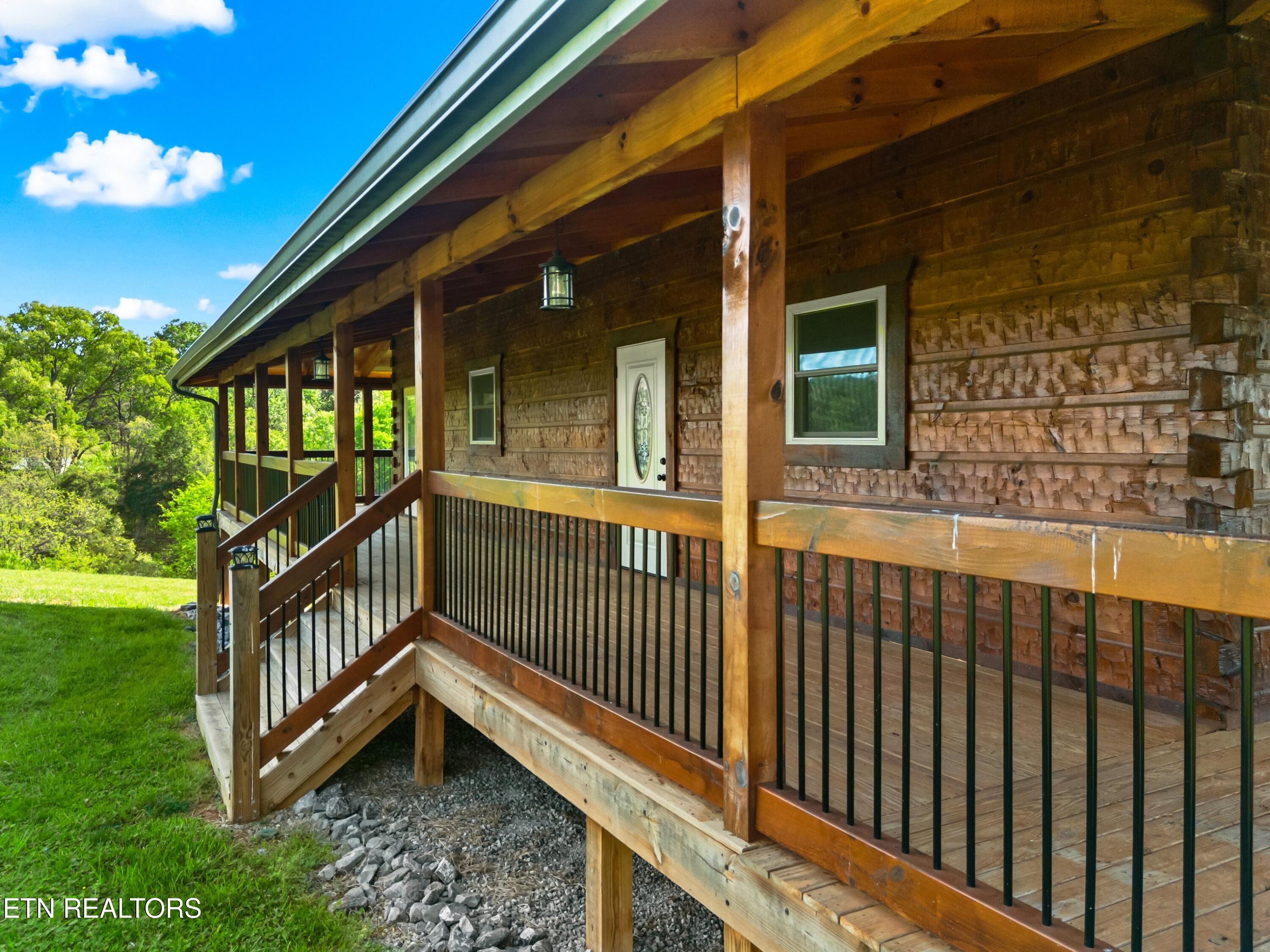 102 Golf View Boulevard Dandridge TN 37725