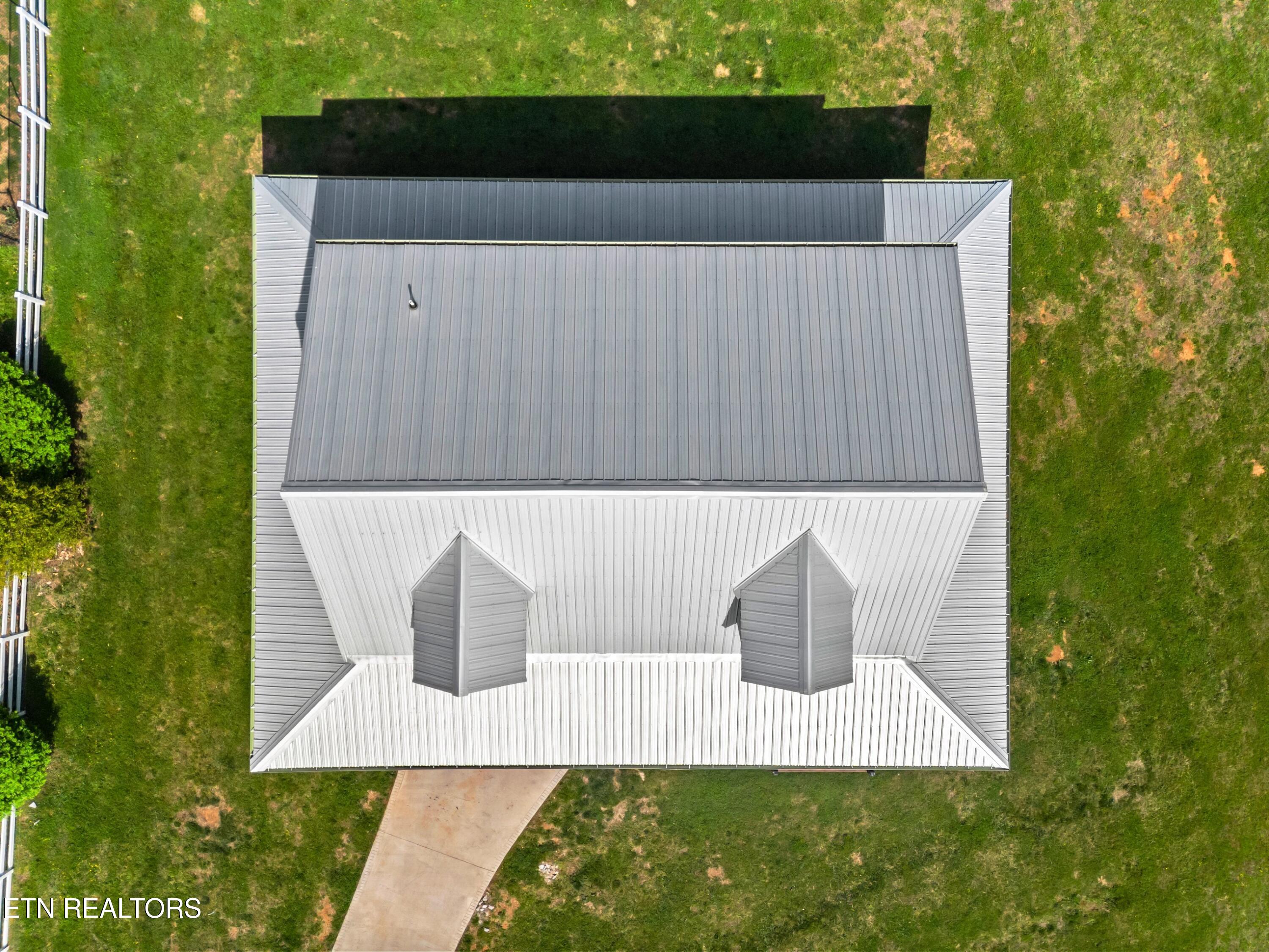 102 Golf View Boulevard Dandridge TN 37725