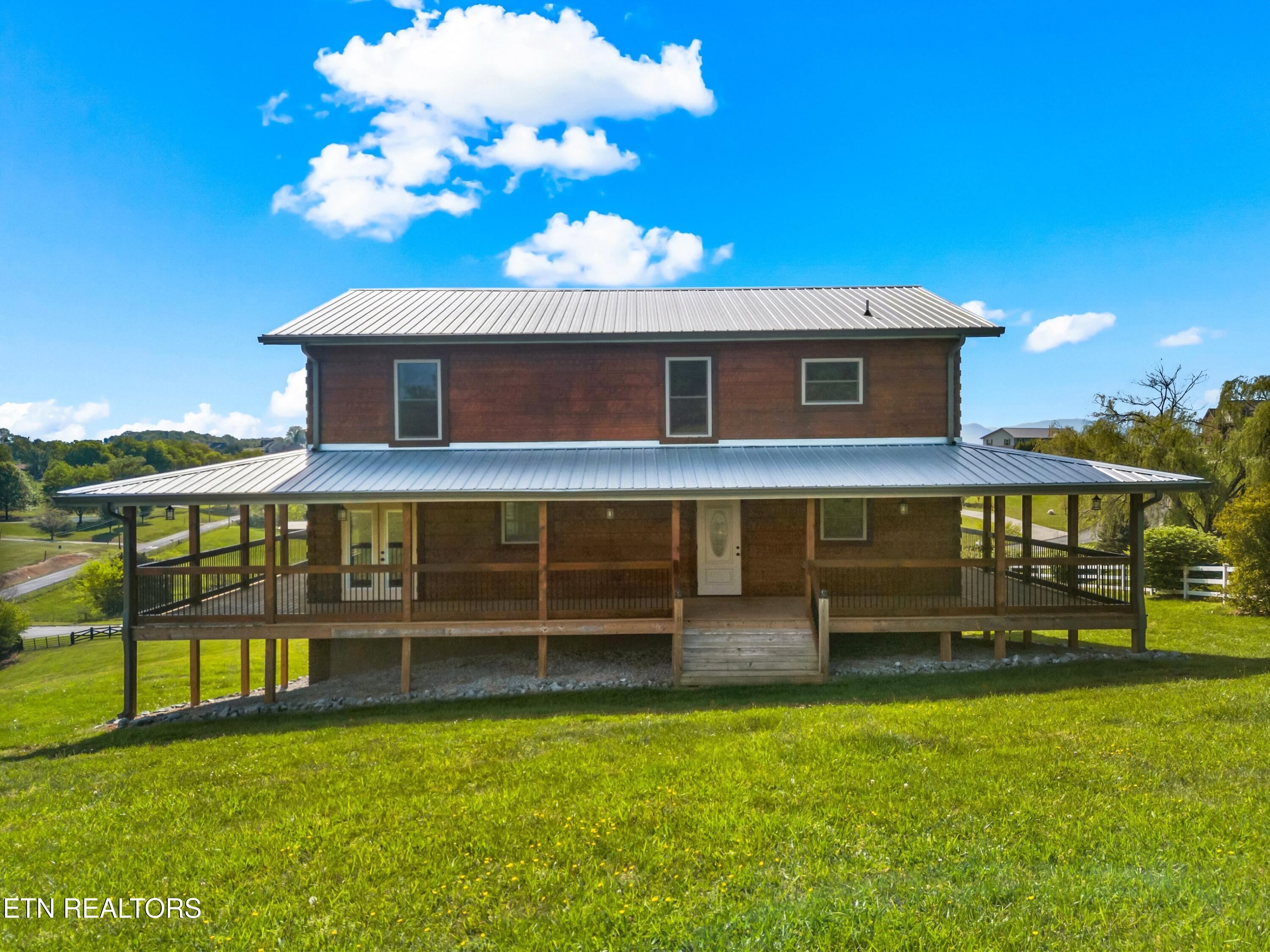 102 Golf View Boulevard Dandridge TN 37725