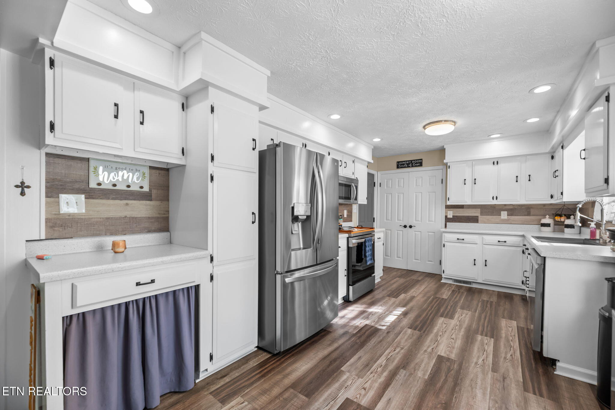 1129 Melton Hill Circle Clinton TN 37716