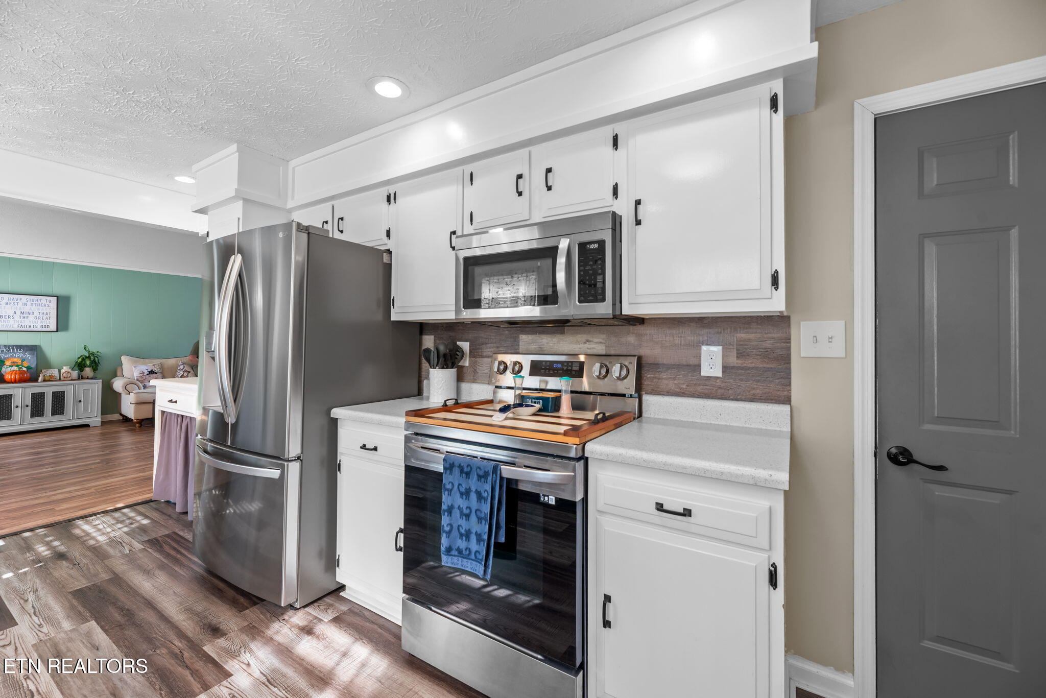 1129 Melton Hill Circle Clinton TN 37716
