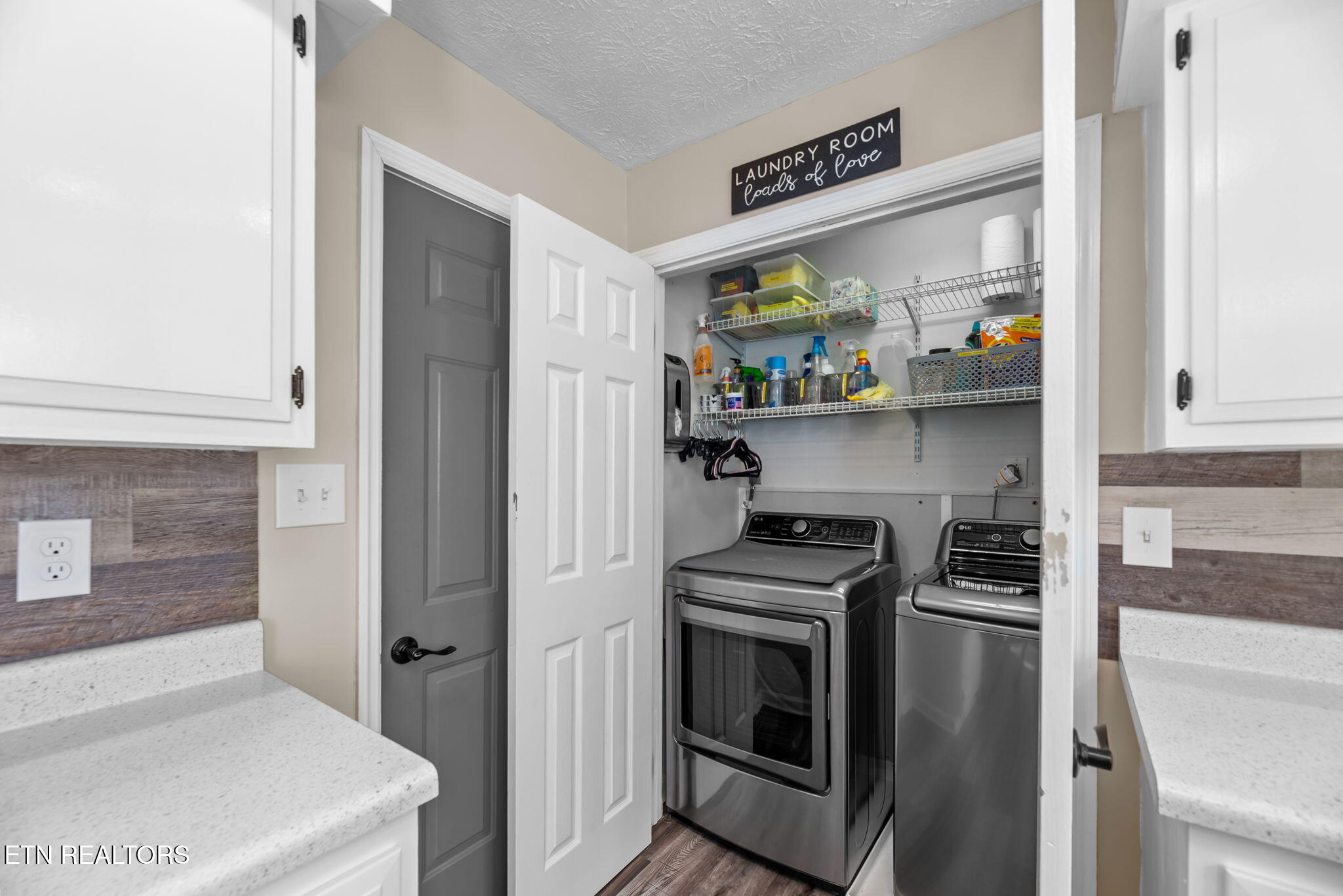 1129 Melton Hill Circle Clinton TN 37716